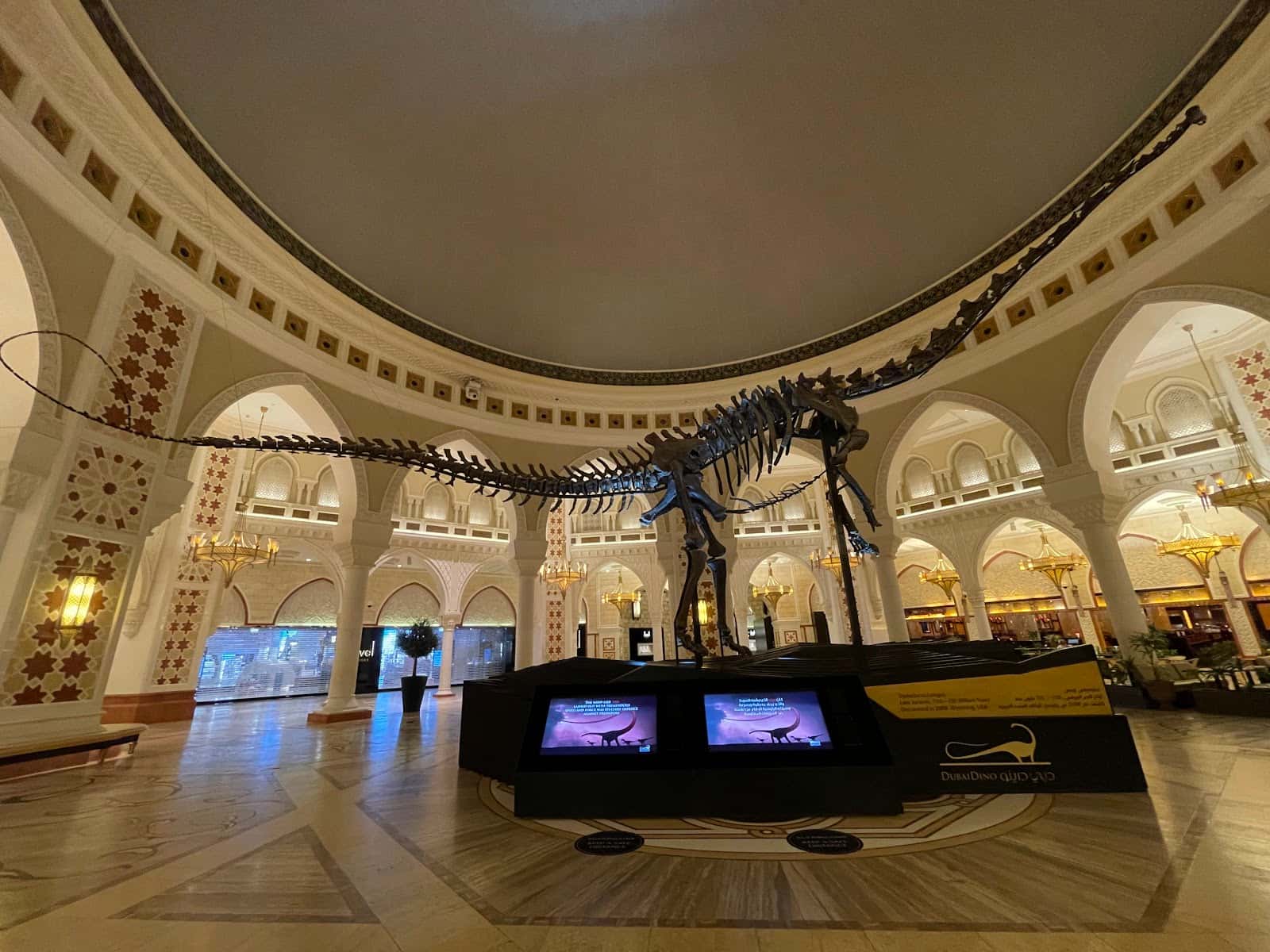 Dubai Dino