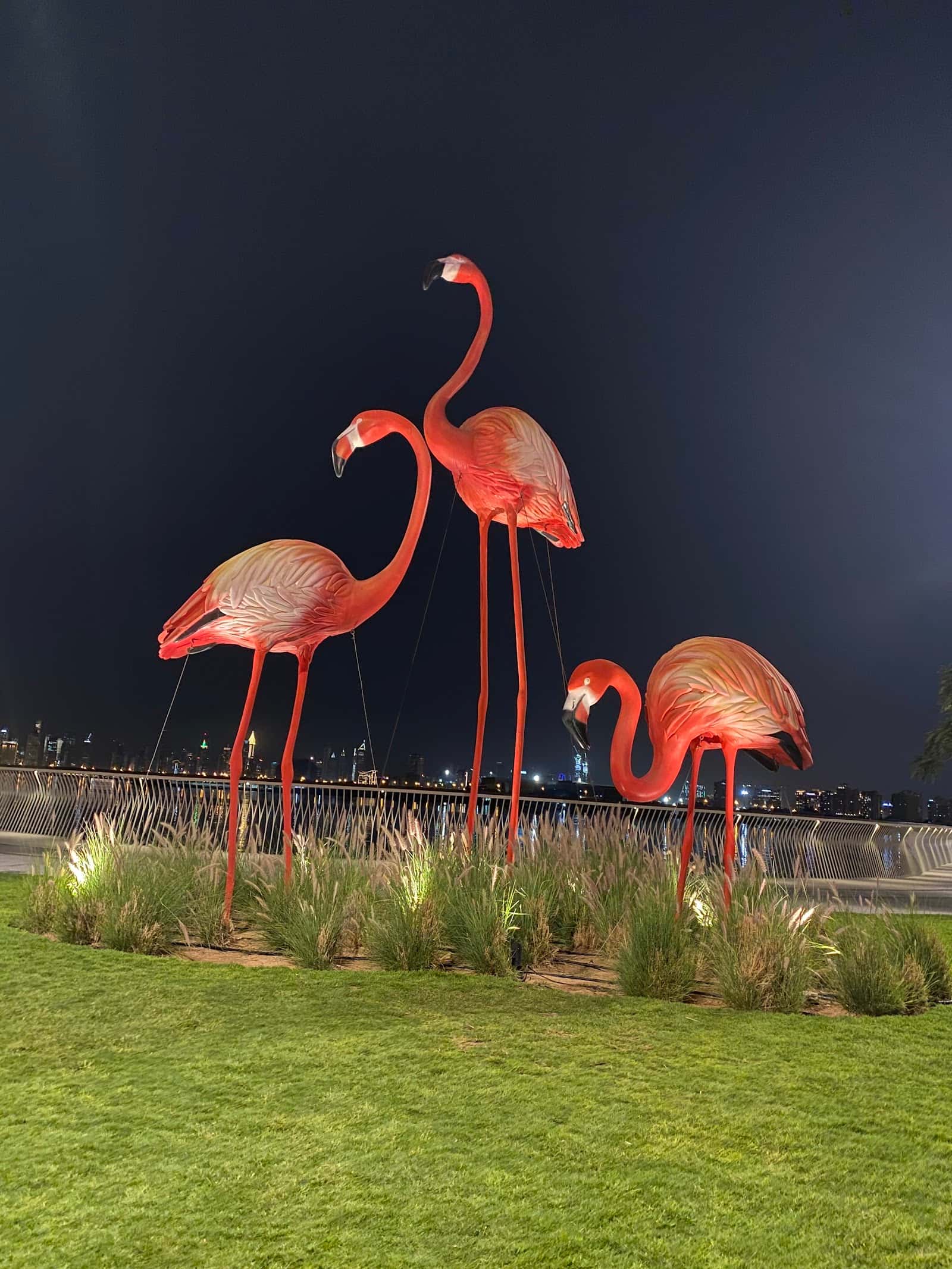 Flamingos Statue