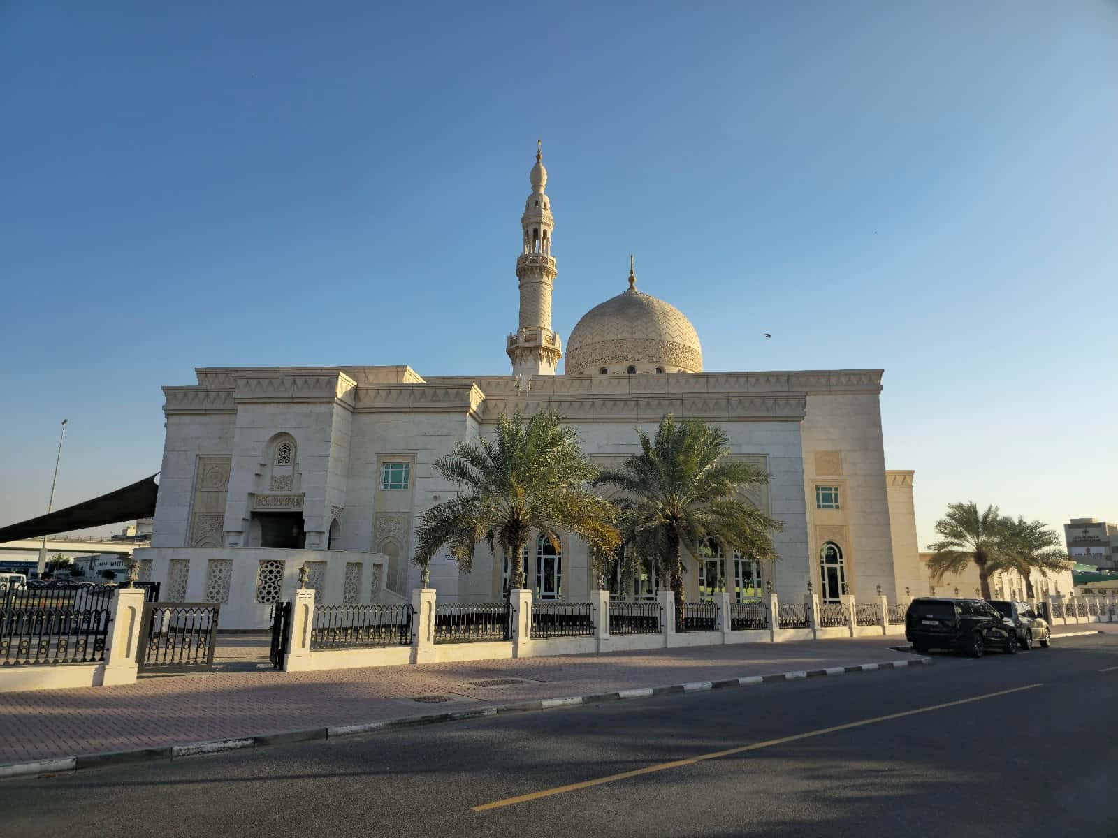 Masjid Musabah Bin Rashid Al Fattan Mosque مسجد مصبح بن راشد الفتان