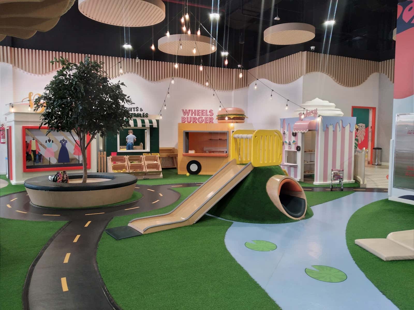 Orange Wheels - Palm Jumeirah Mall