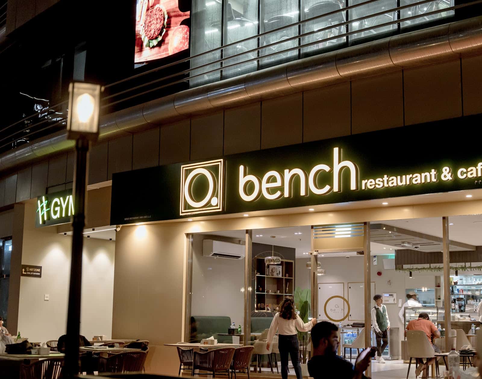 Bench Restaurant & Cafe
