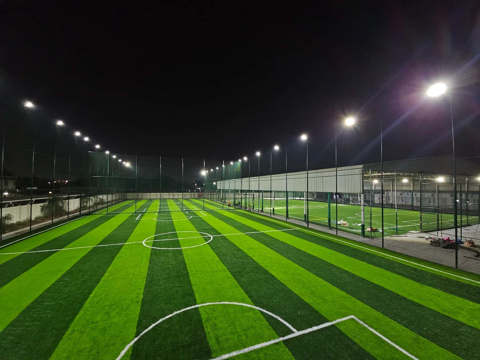 BL Sportif – Football, Cricket, Table Tennis & Cafe