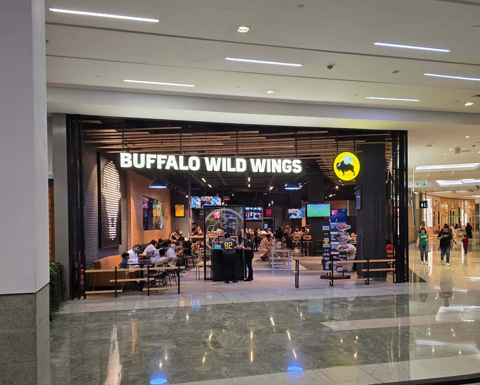 Buffalo Wild Wings - Mirdif City Centre