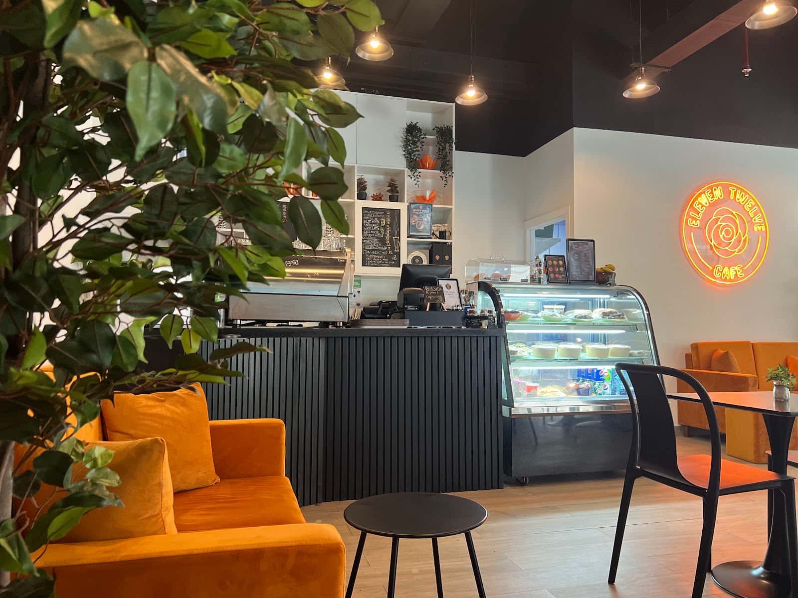 Eleven Twelve Cafe DIP