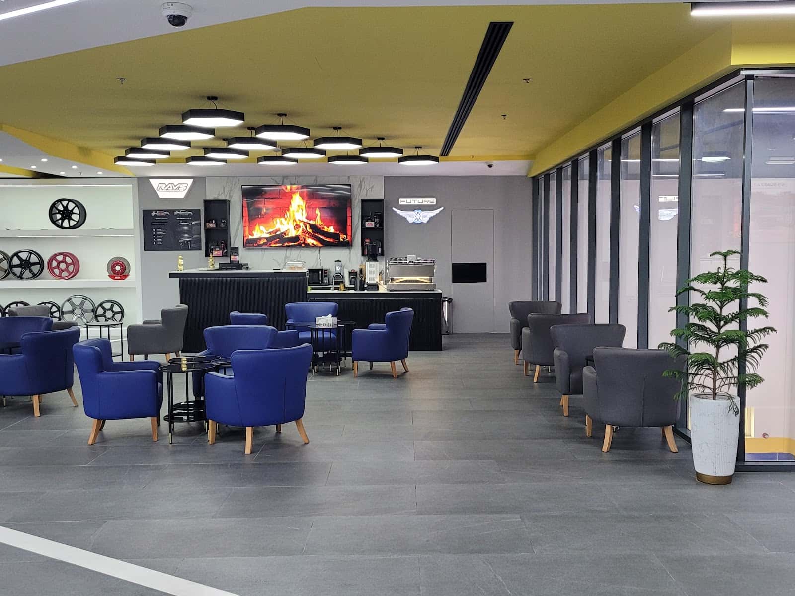 Future tire trading Cafe