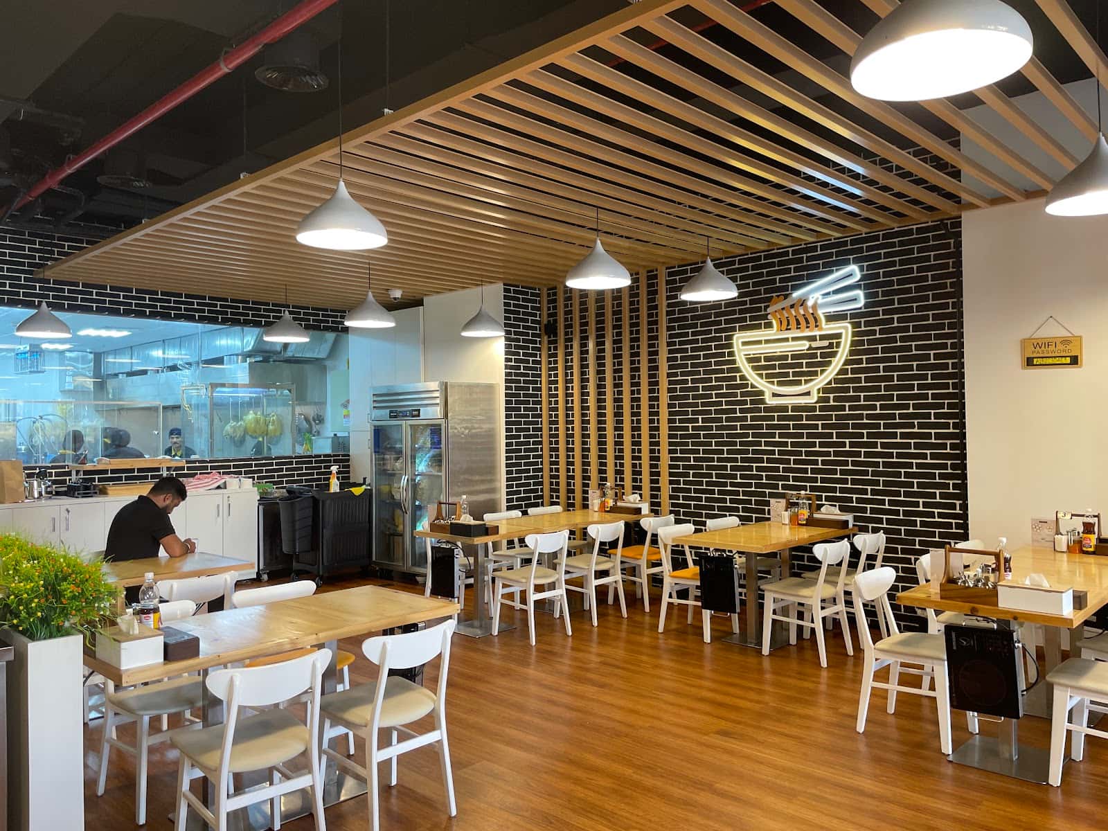 Jan’s Noodles Restaurant