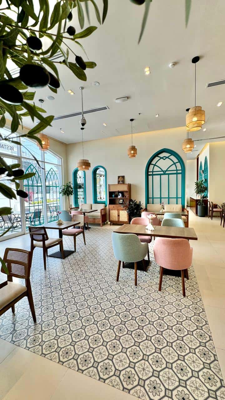 Kaaki W Nos Restaurant كعكة و نص