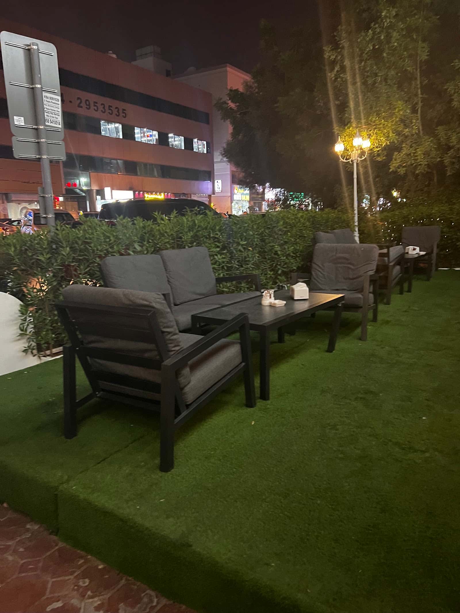 Lido Restaurant & Cafe مطعم و مقهى ليدو