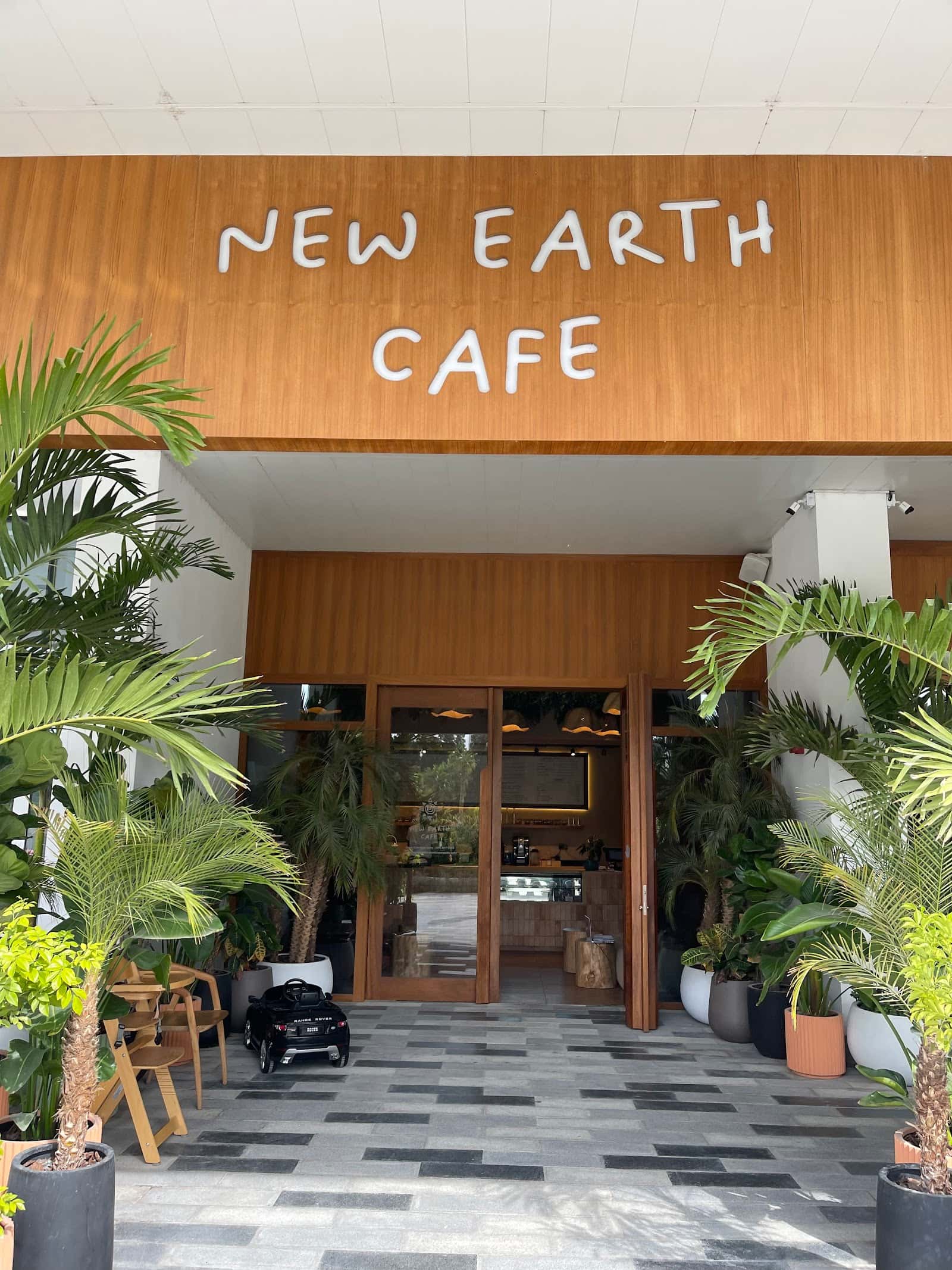 New Earth Cafe