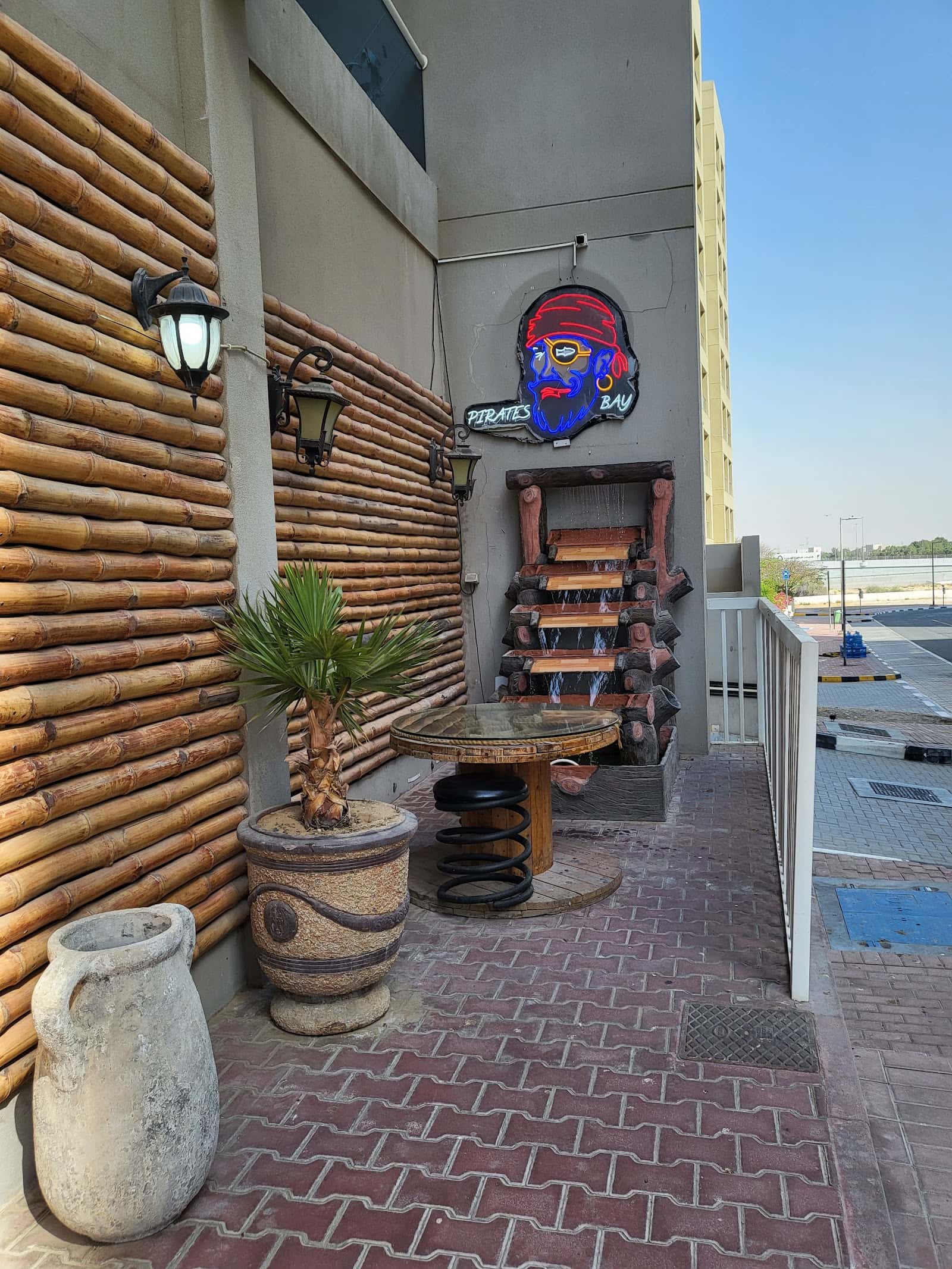 Pirates Bay Seafood Restaurant LLC