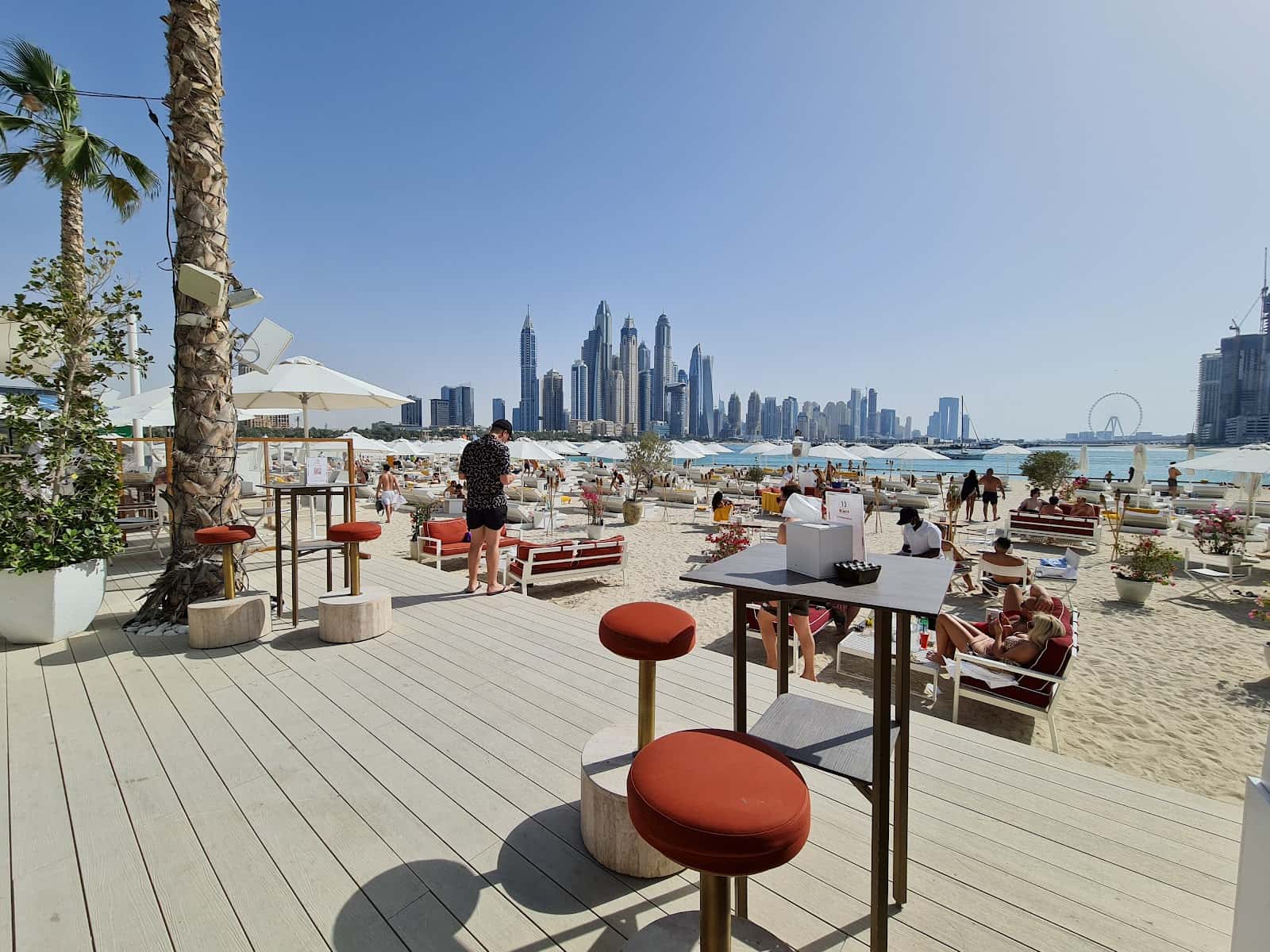 Praia | Beach Restaurant & Lounge | FIVE Palm Jumeirah