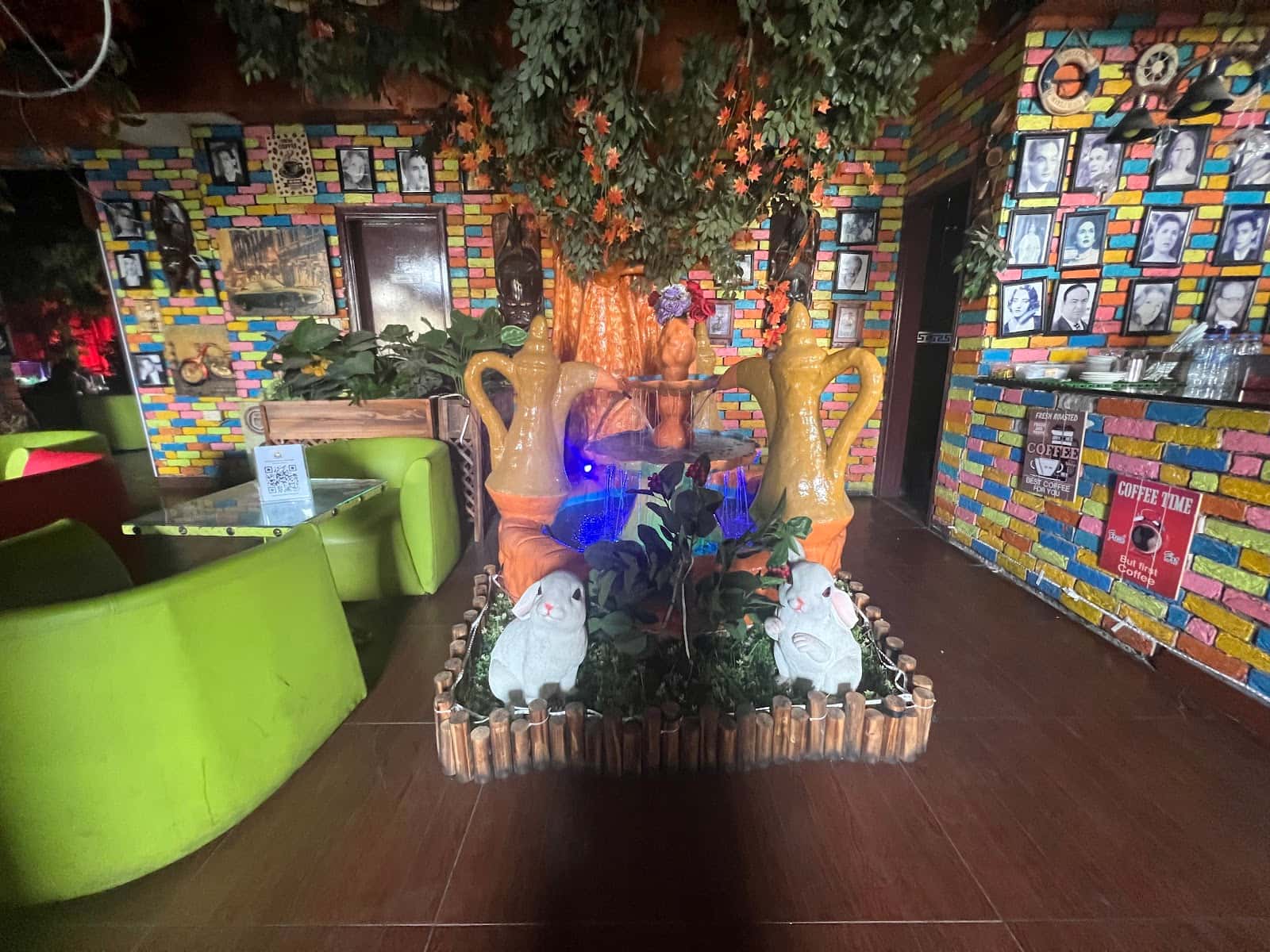 Valley Cafe 1