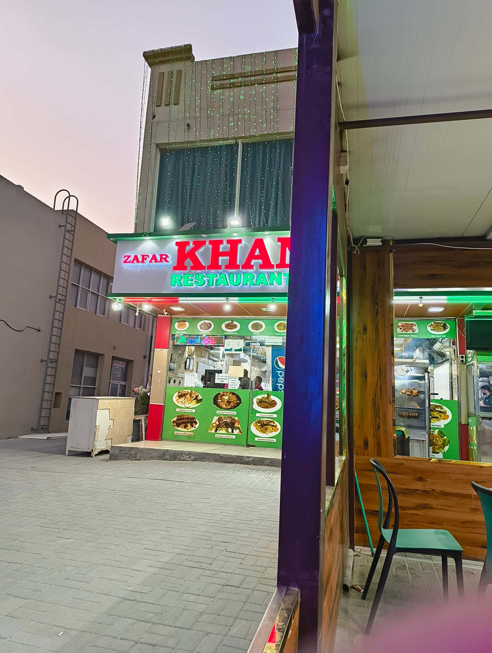 Zafar Khan restaurant