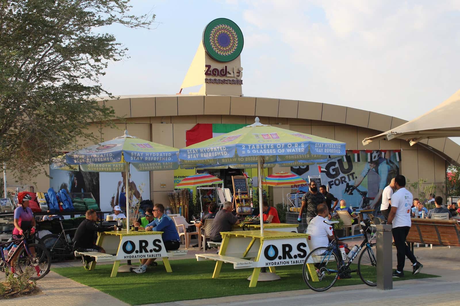 ZAD FOODSTORE / CAFE