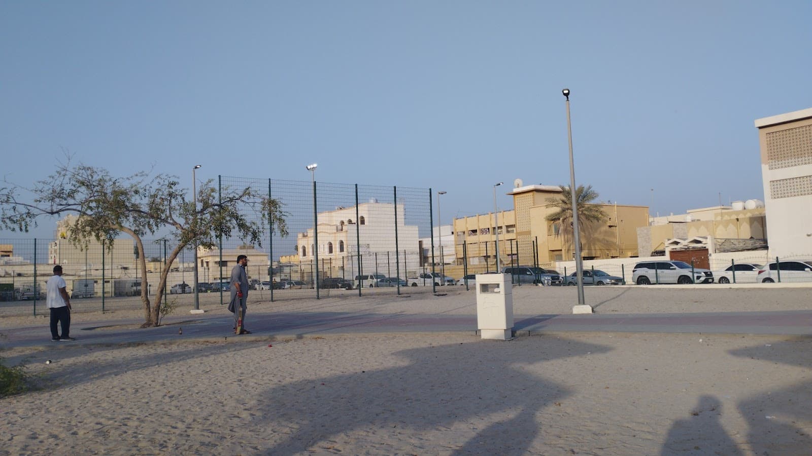 لکڑ پارک - Image 1