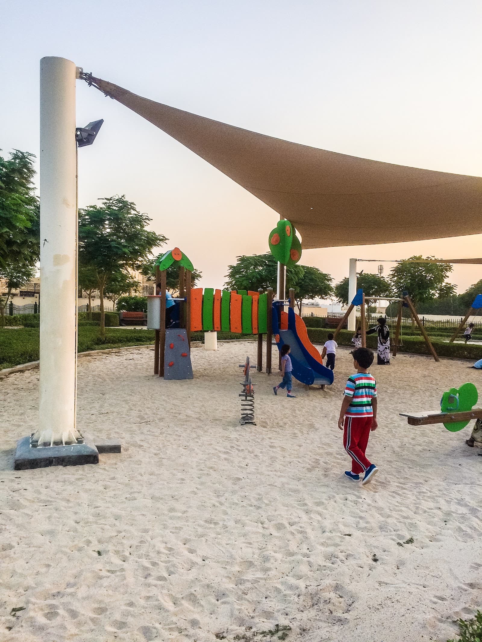 Al Warqa 4 Neighborhood Park - Image 1