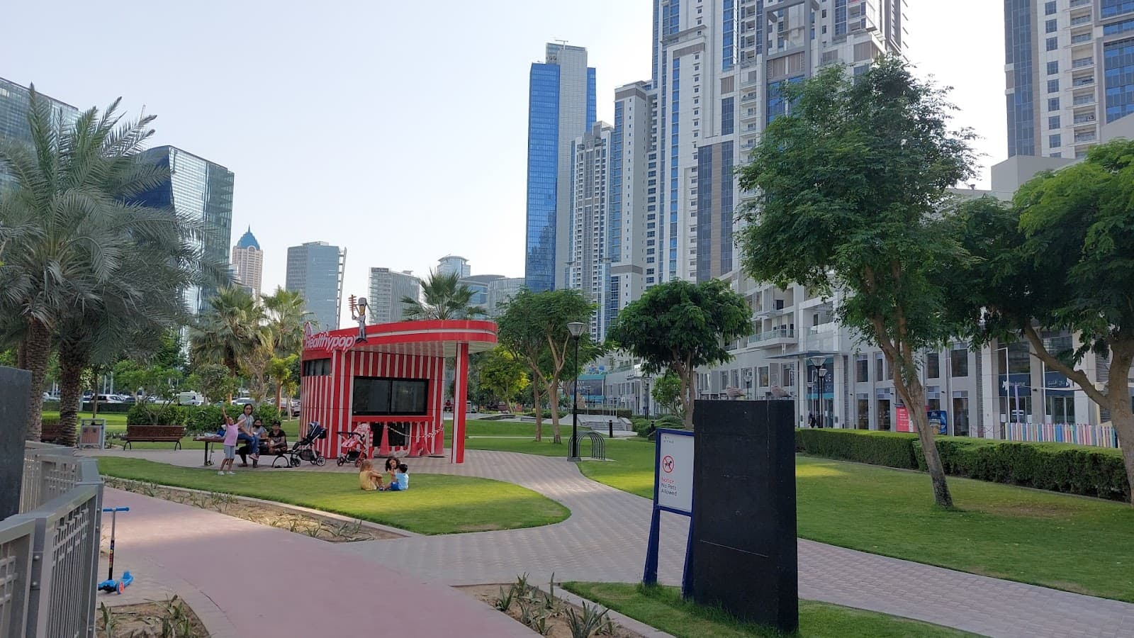 Bay Avenue Park - Image 1