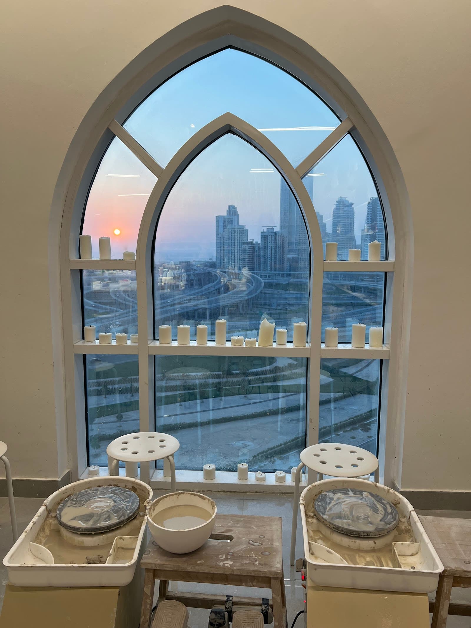 Dubai Pottery Studio - Image 1
