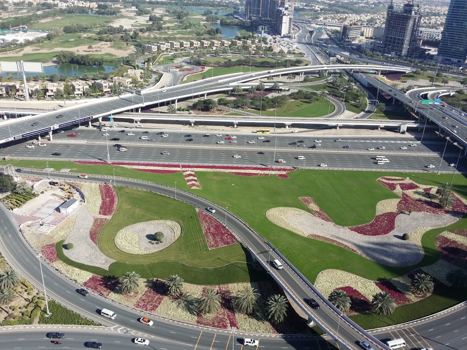 Emirates Golf Club Villas Phase 1 - Image 1