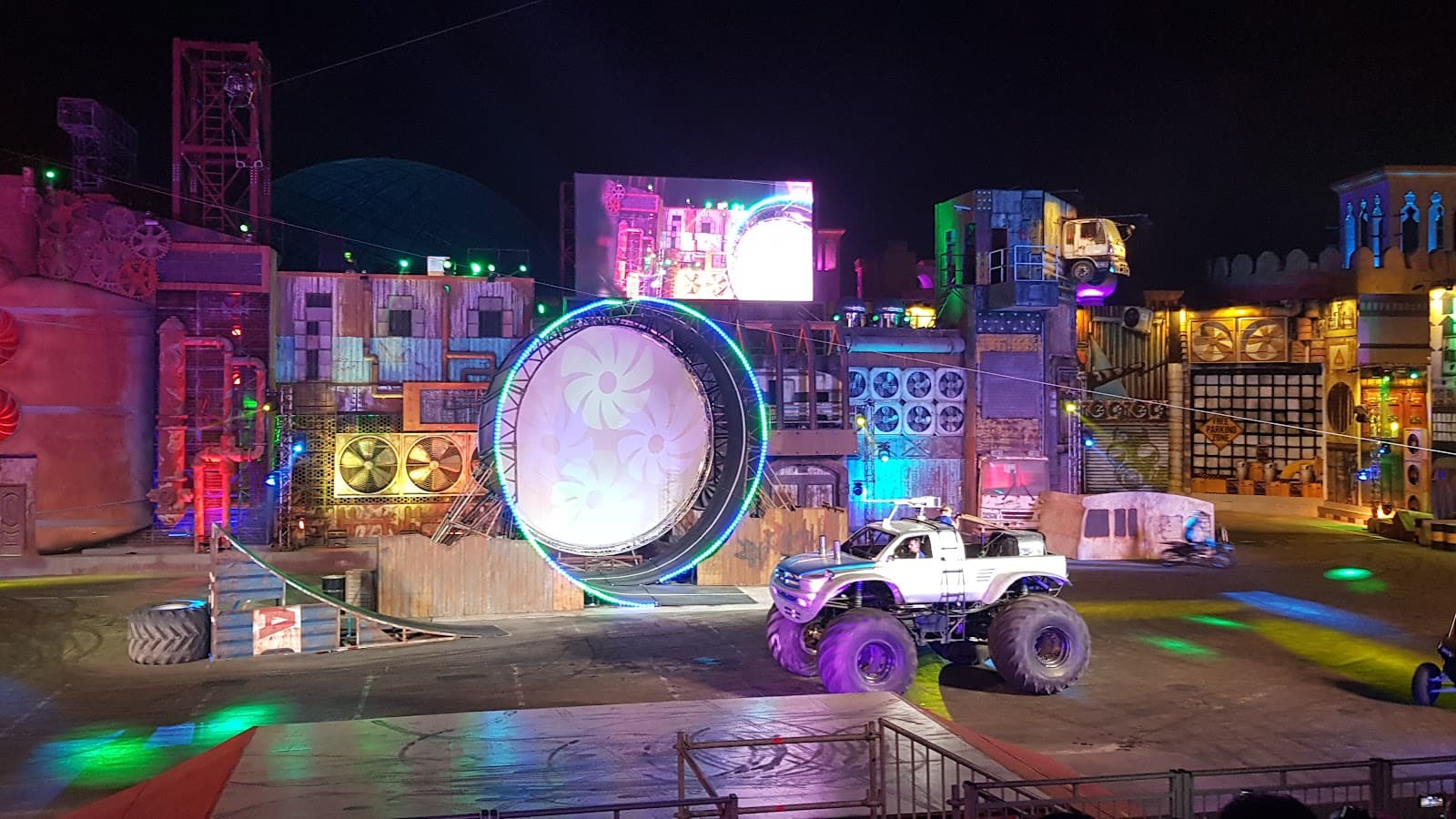 Stunt Show - Image 1
