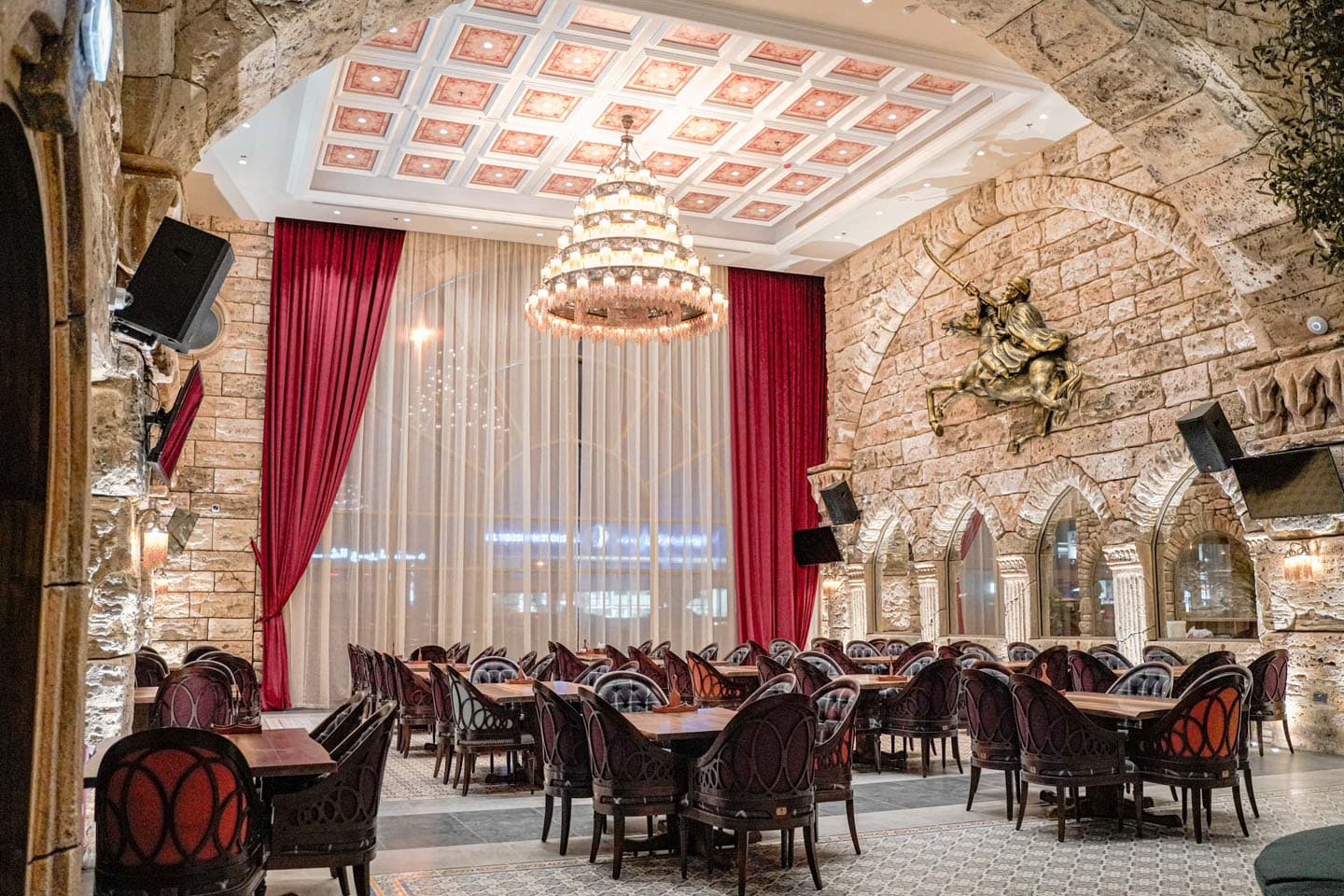 Al Meshwar Lebanese Restaurant - Image 1