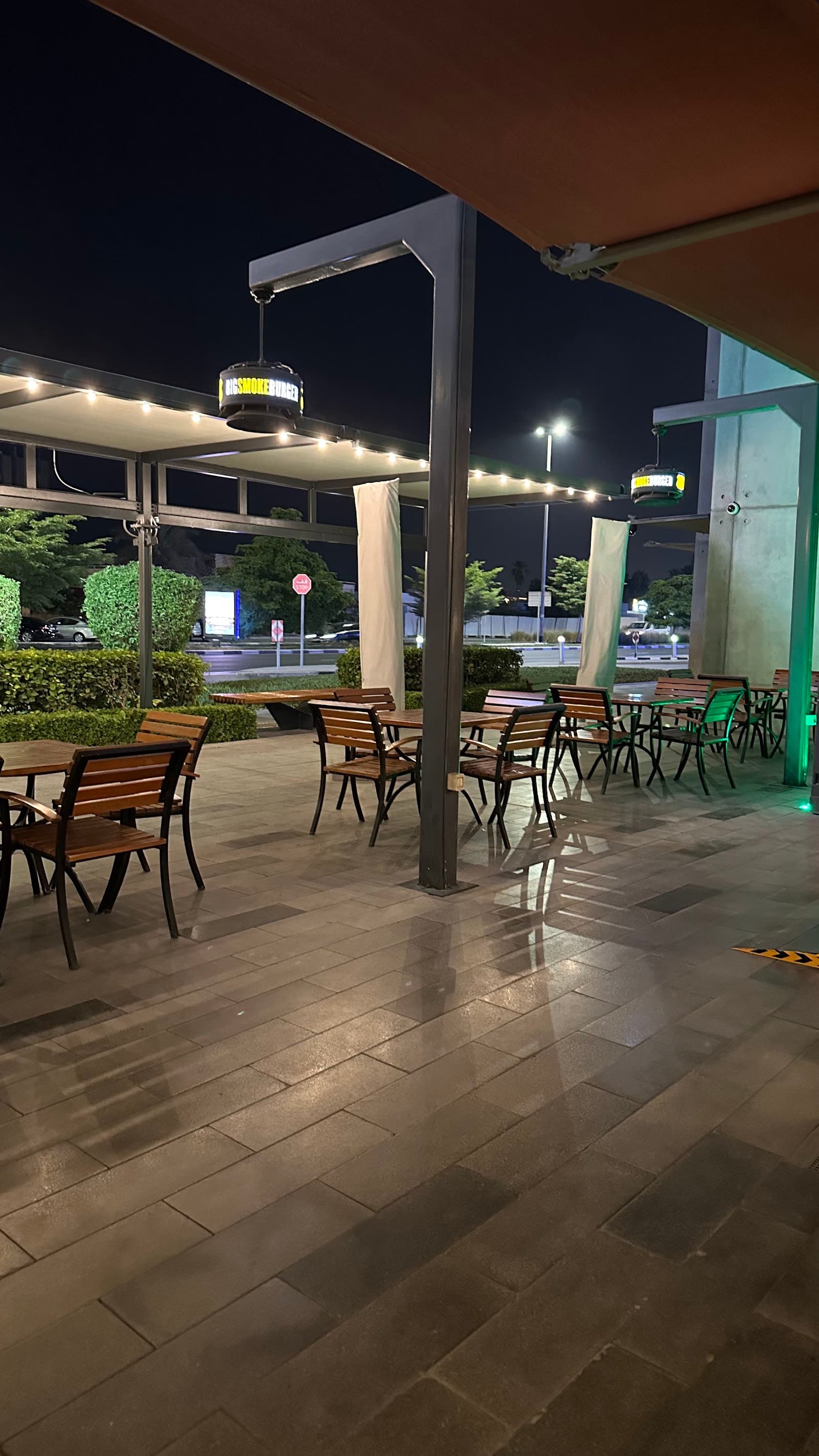 Big Smoke Burger - Image 1