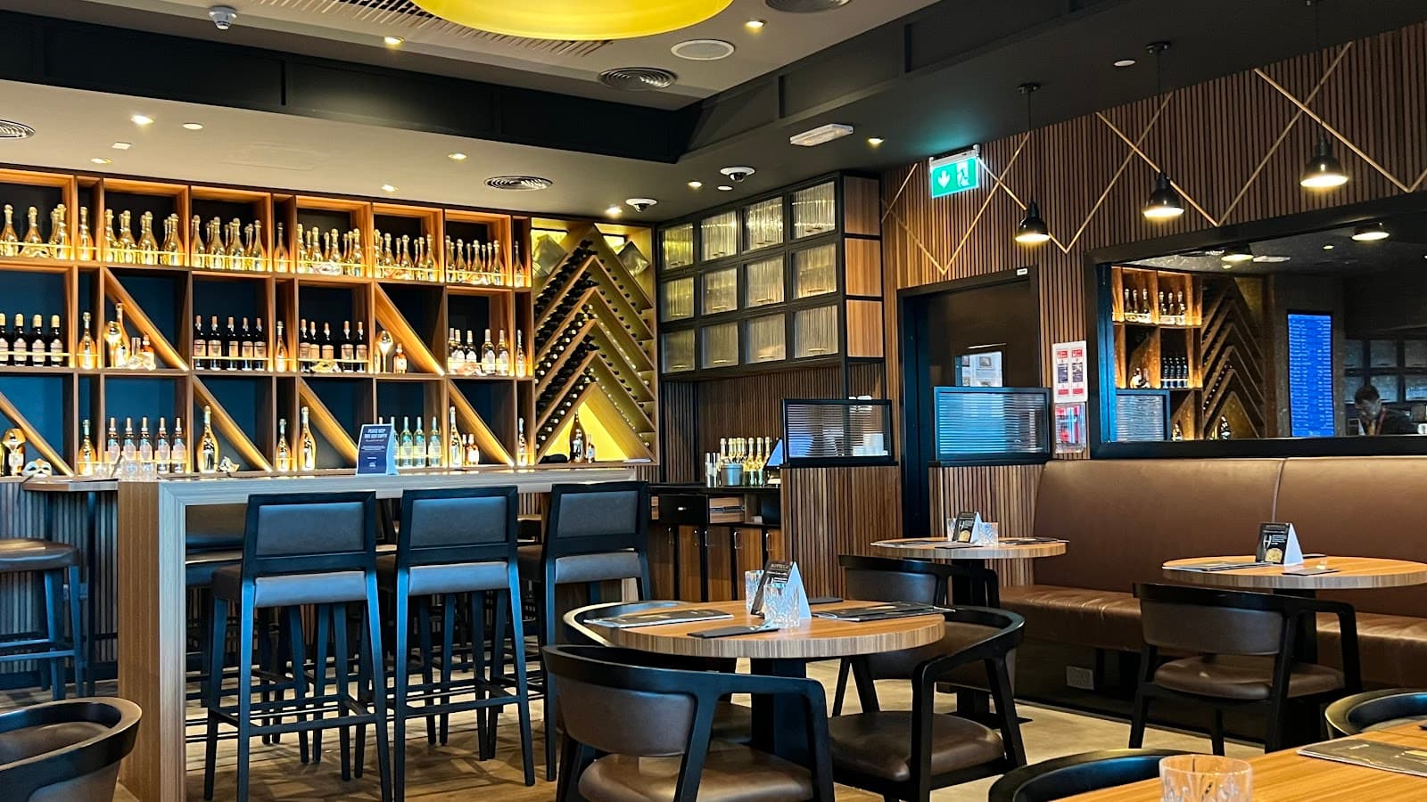 Bottega Prosecco Bar & craft beer - Image 1