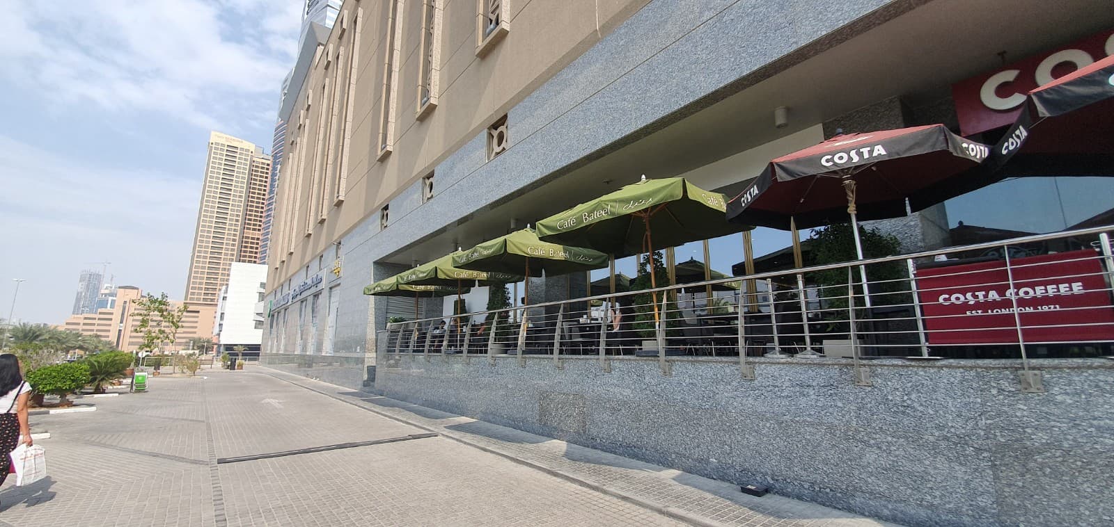 Café Bateel- Media City, Dubai - Image 1