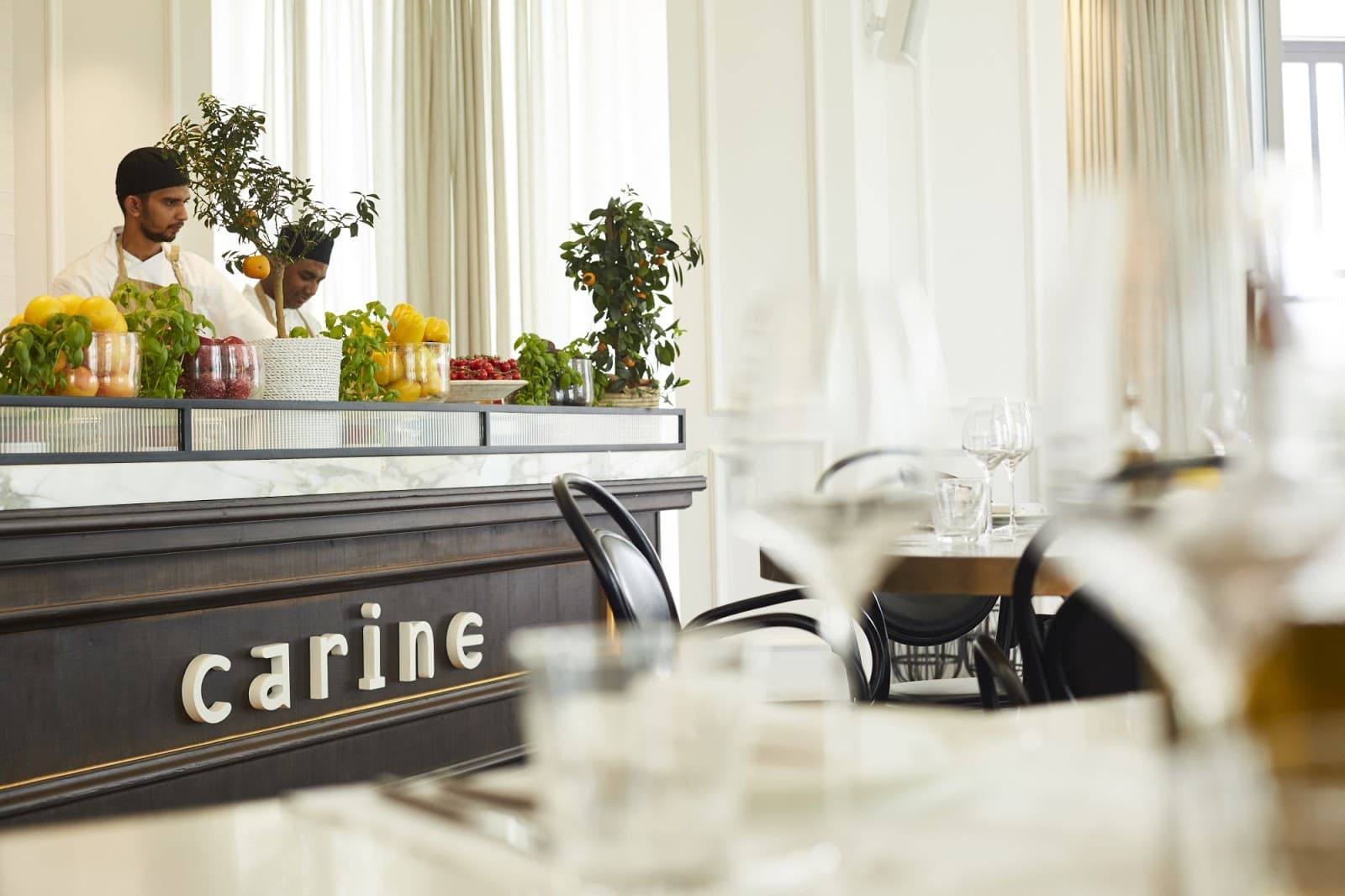 Carine Restaurant - Image 1