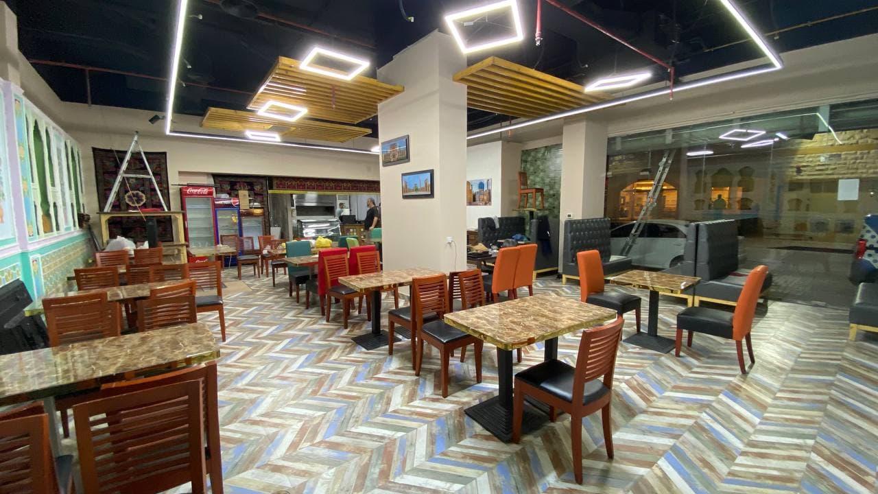 Donaza Restaurant - Image 1
