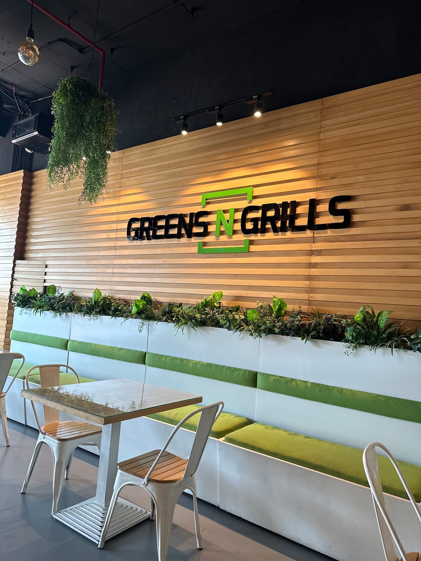 Greens N Grills Restaurant | مطعم جرينز اند جريلز - Image 1