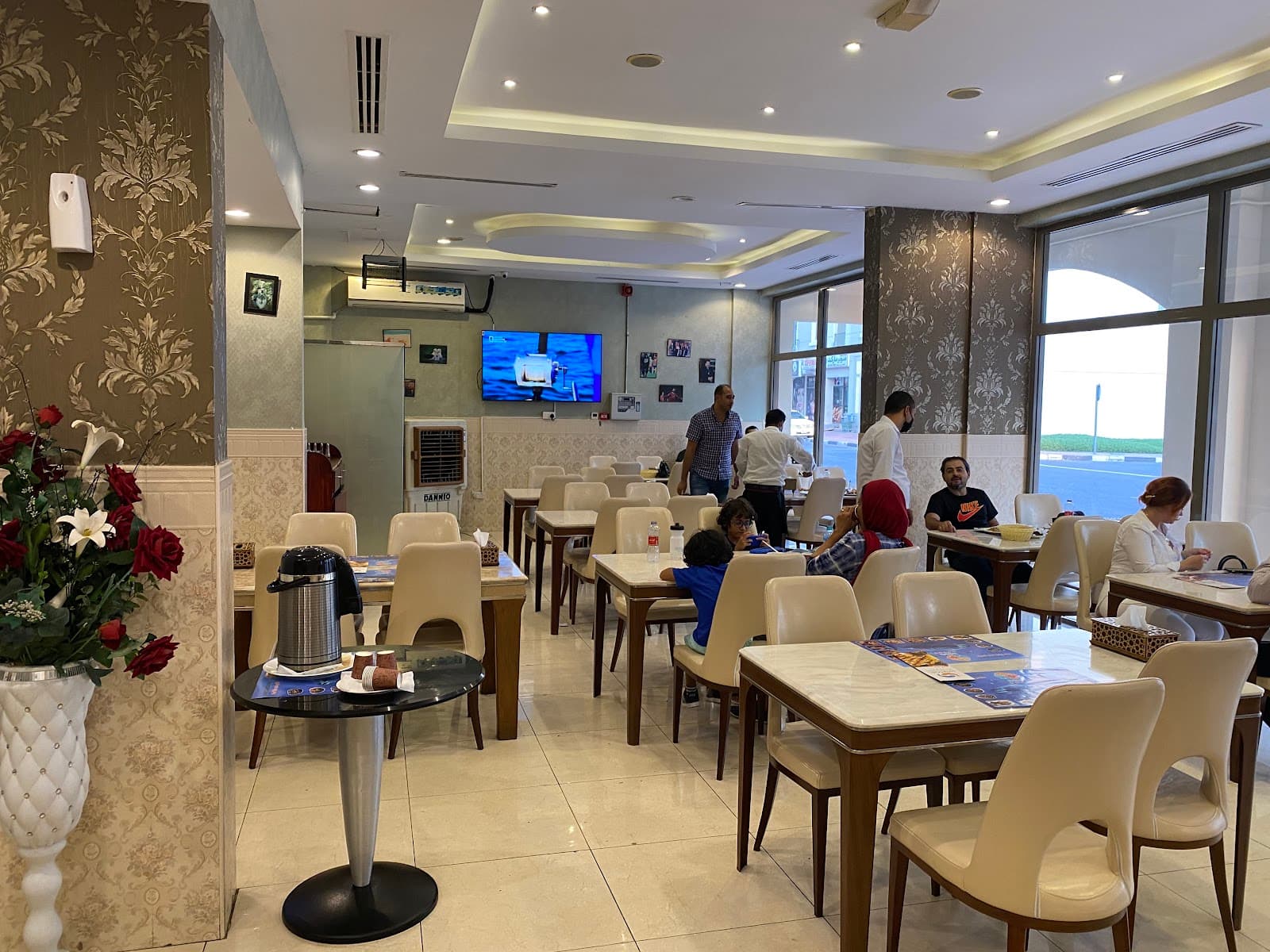 Hamor sea food & Grills - Image 1