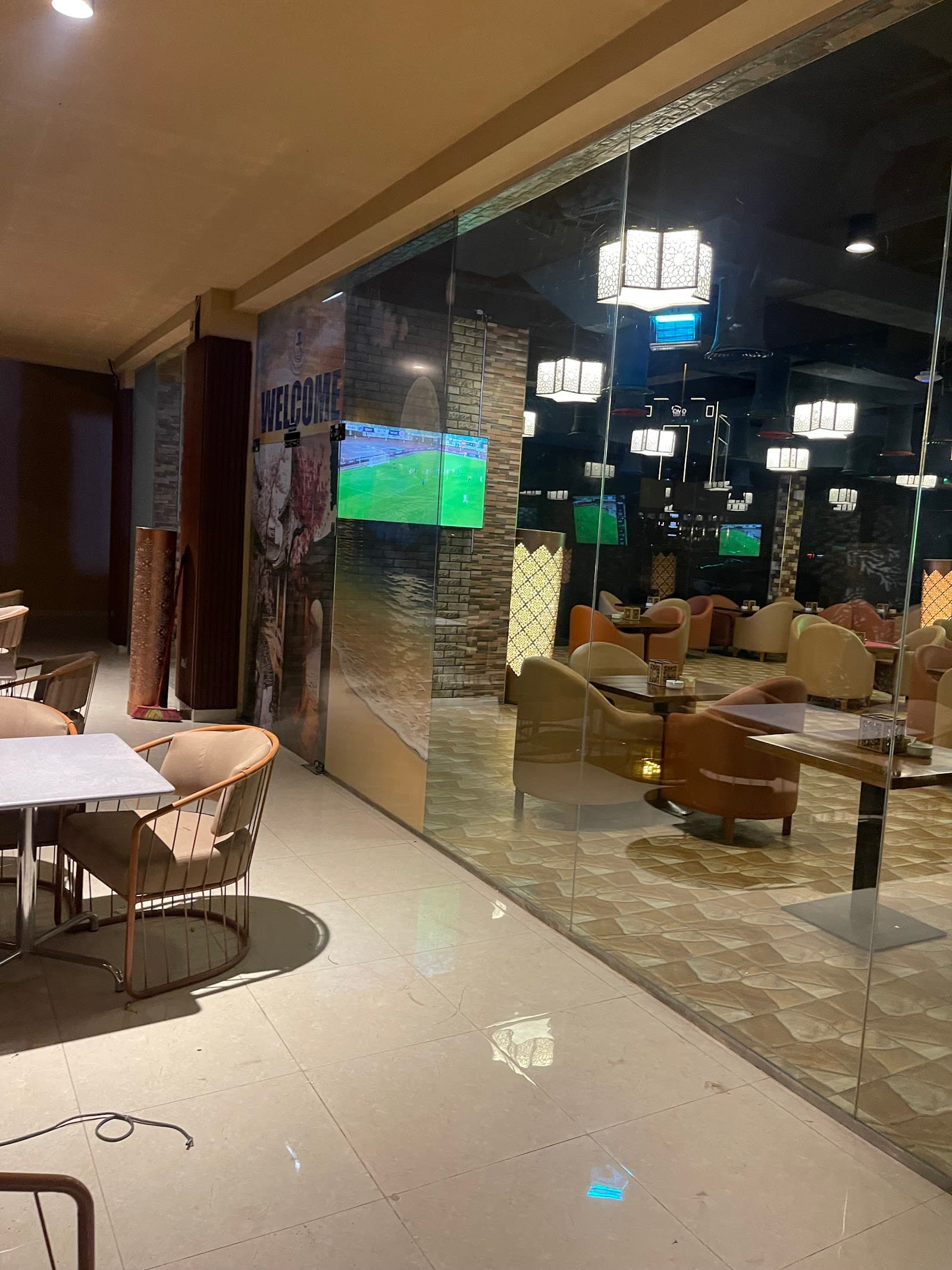 مقهى هوكا تايم - Hookah Time Cafe - Image 1