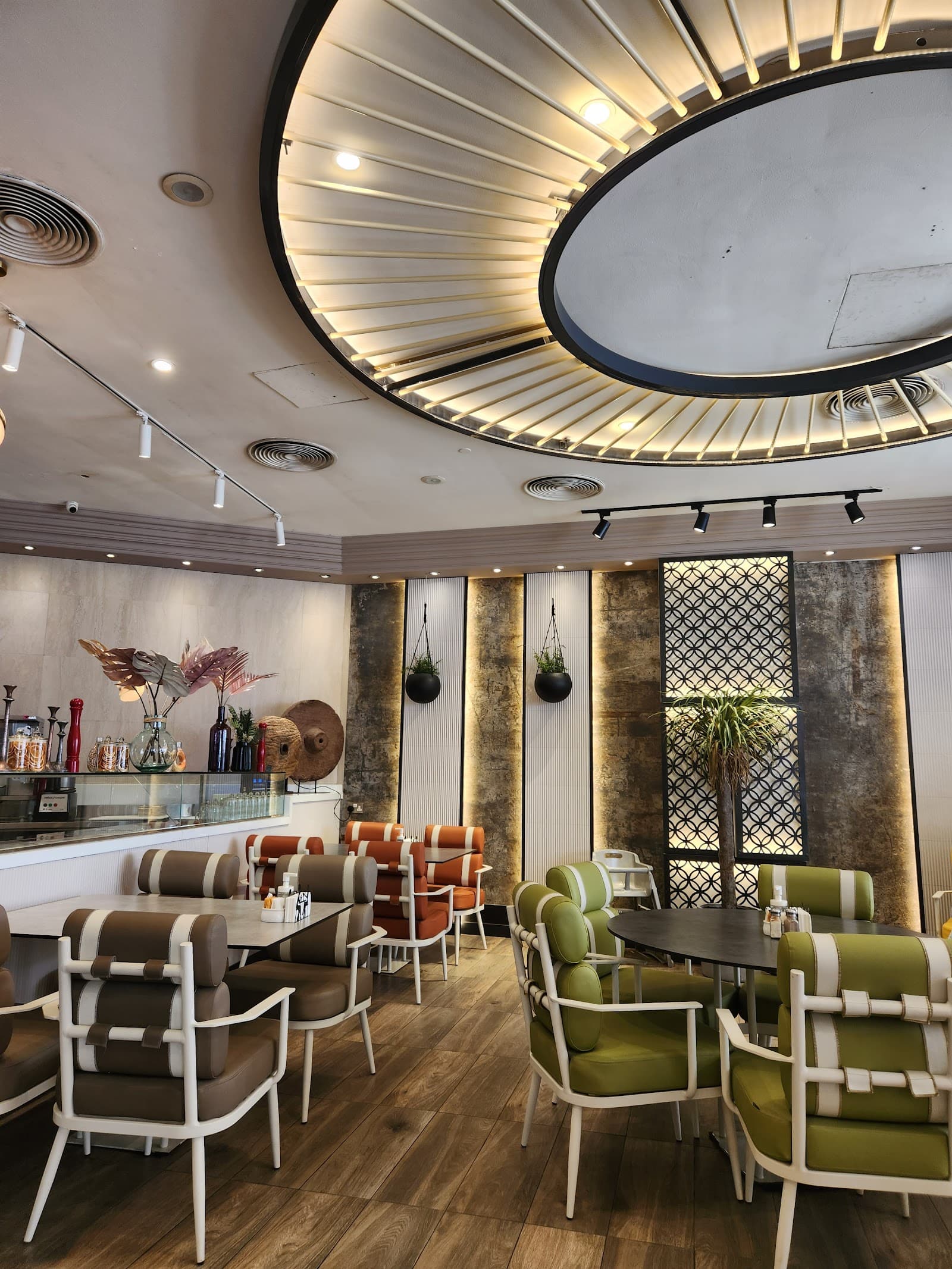 Kana Cafe - Image 1