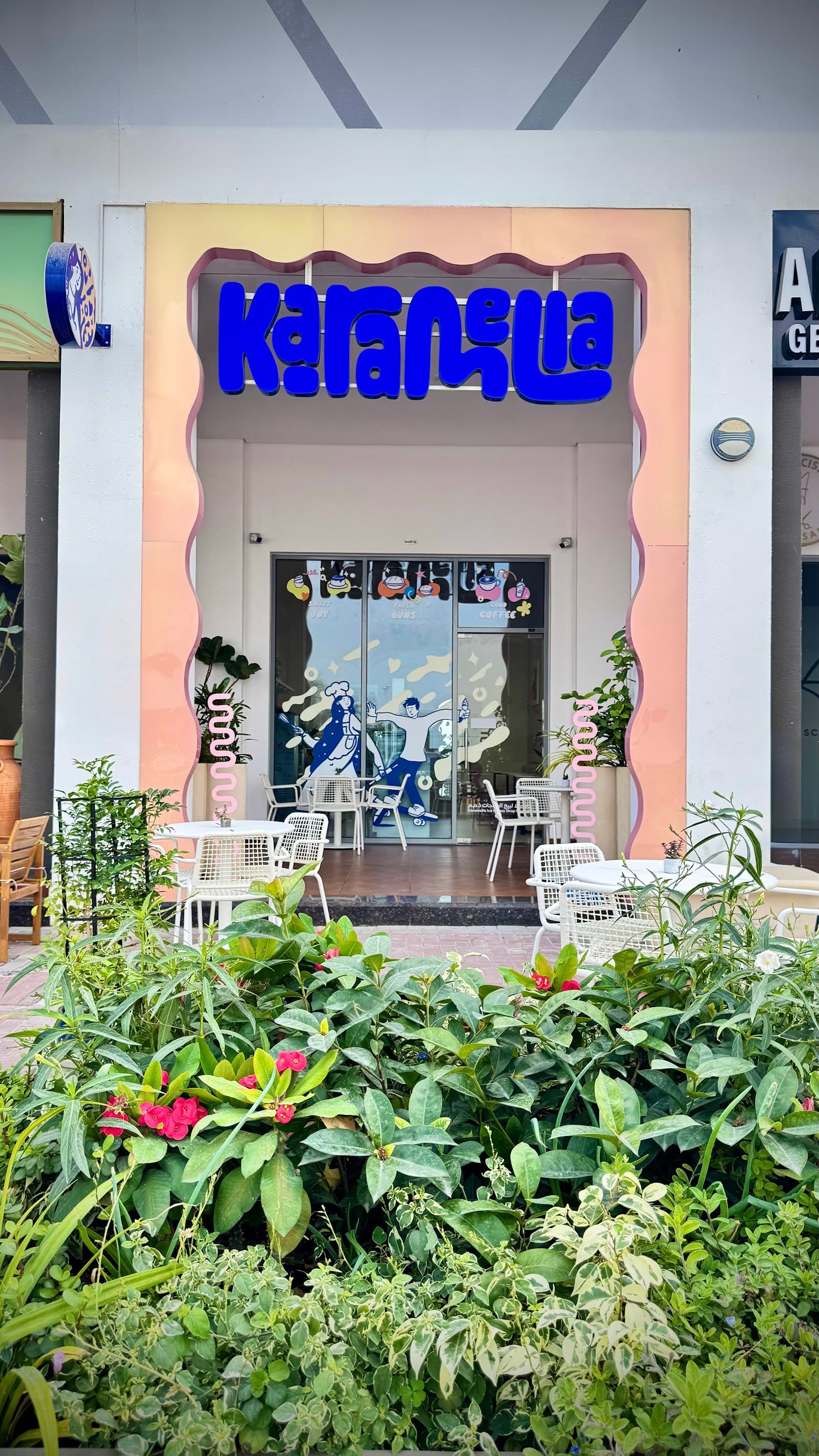 Karamella Cafe - Image 1