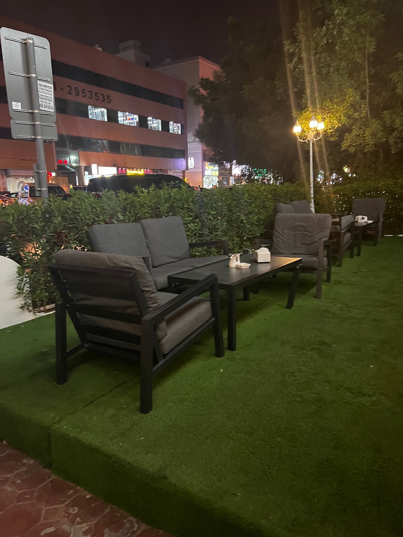 Lido Restaurant & Cafe مطعم و مقهى ليدو - Image 1