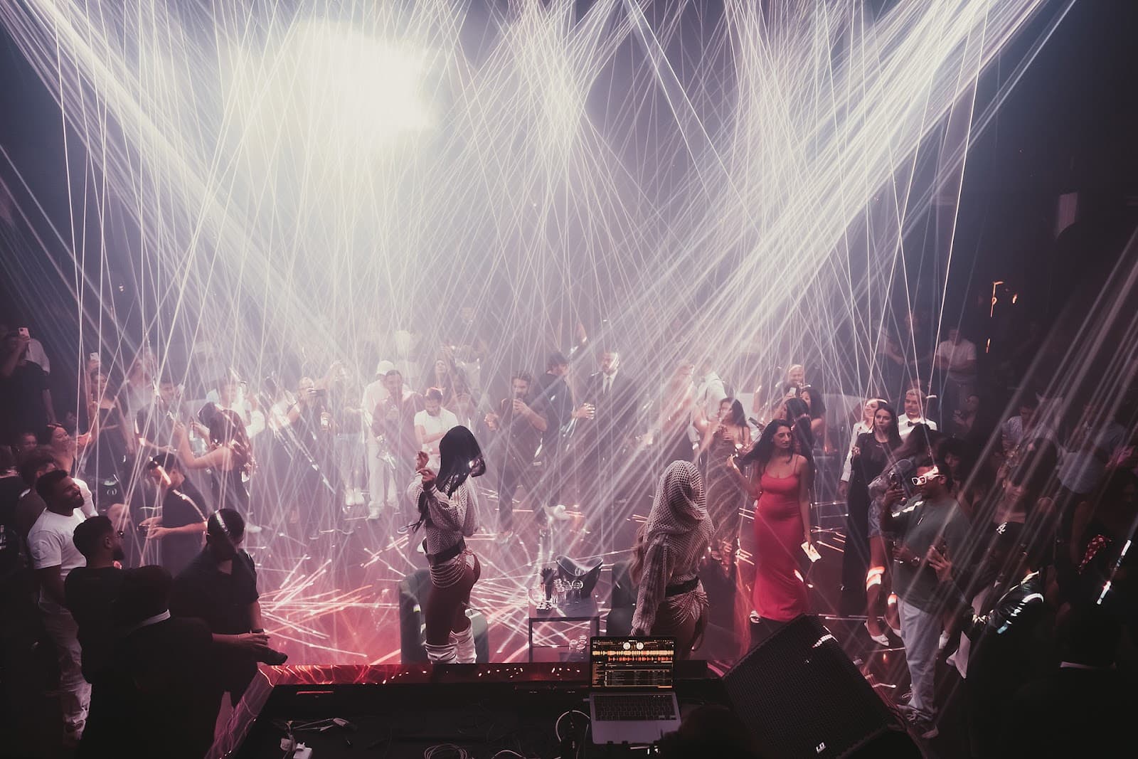 Ora Club Dubai - Image 1