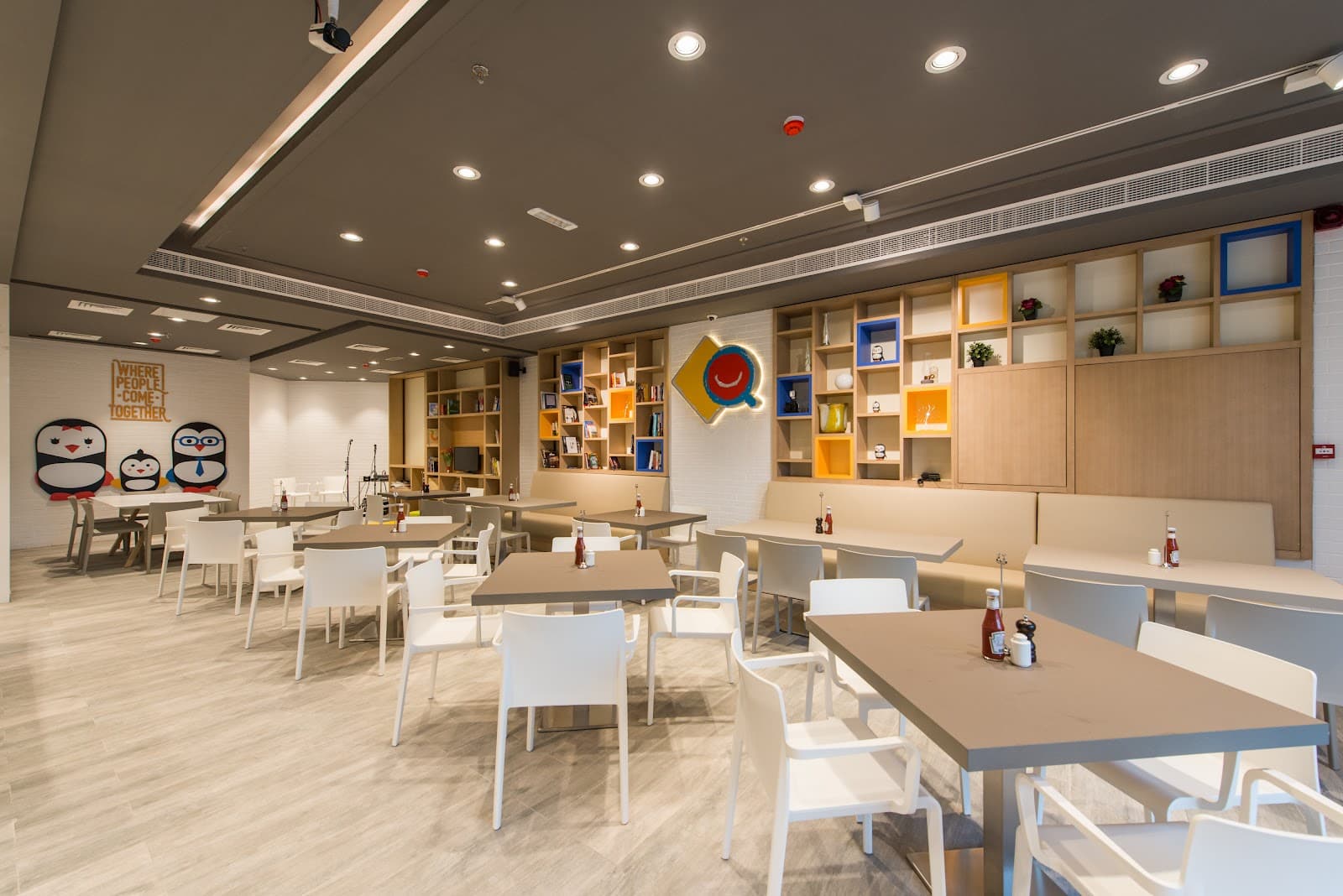 Qisocafe Foodmart Happiness - Image 1