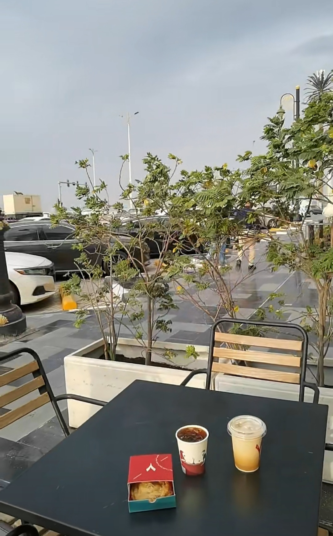 Retro7 Café - Image 1