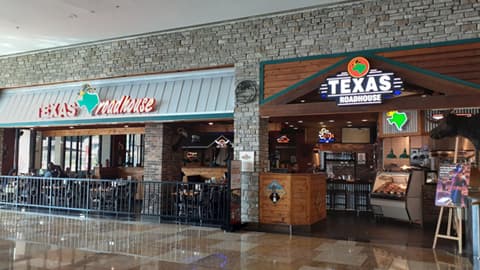 Texas Roadhouse - Image 1