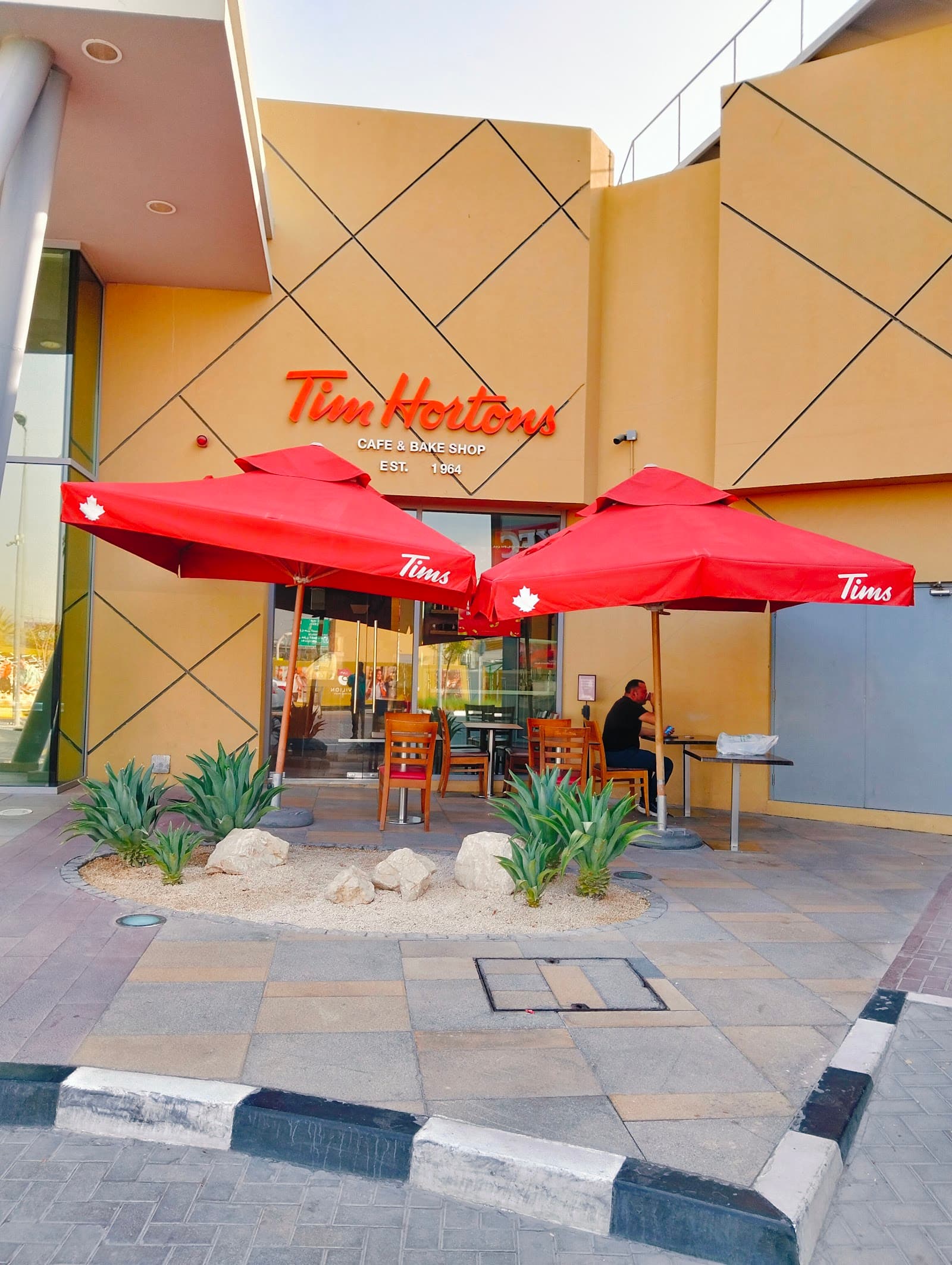 Tim Hortons - The Pavilion Jumeirah Park - Image 1