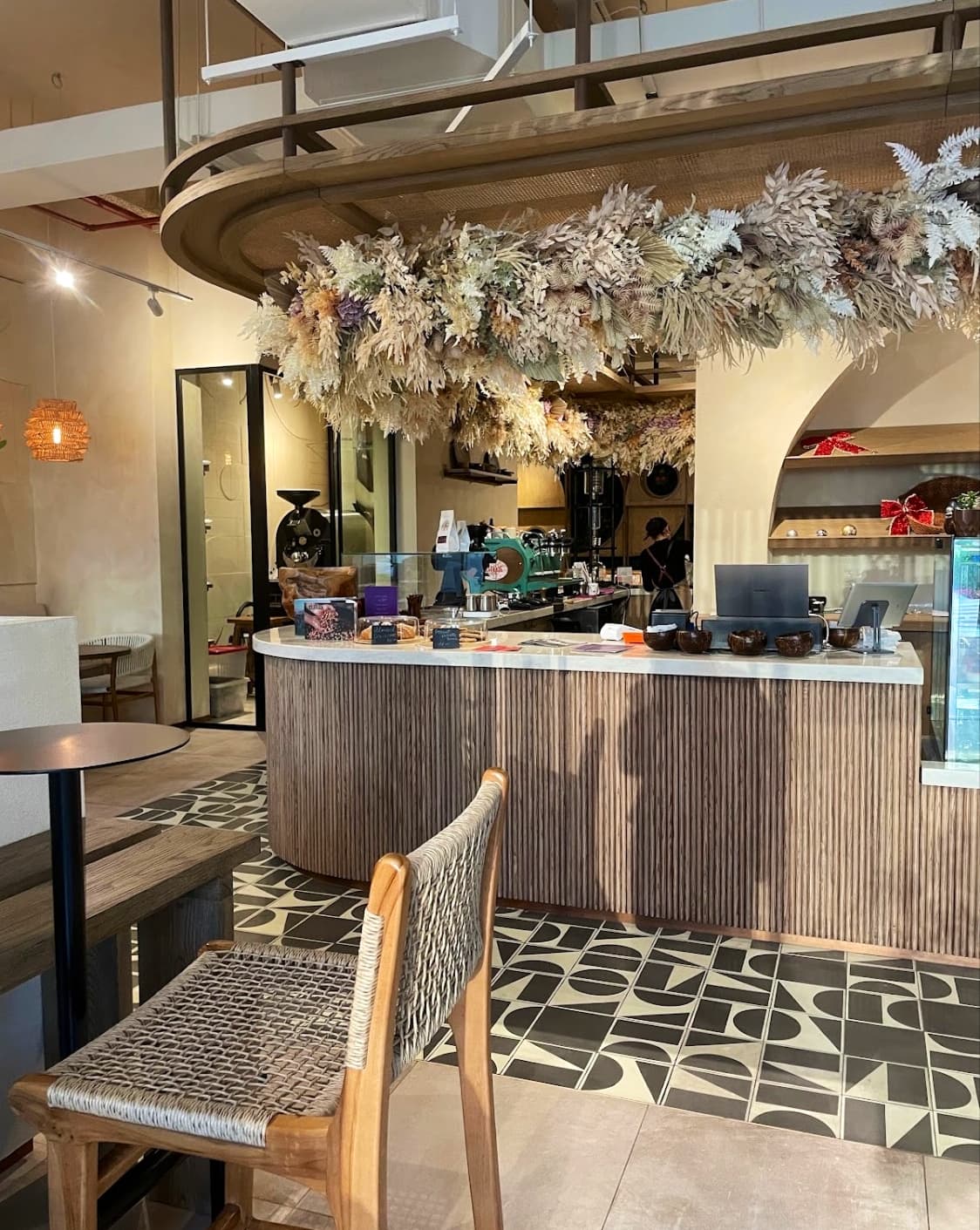 Tulua cafe & roastery - Image 1