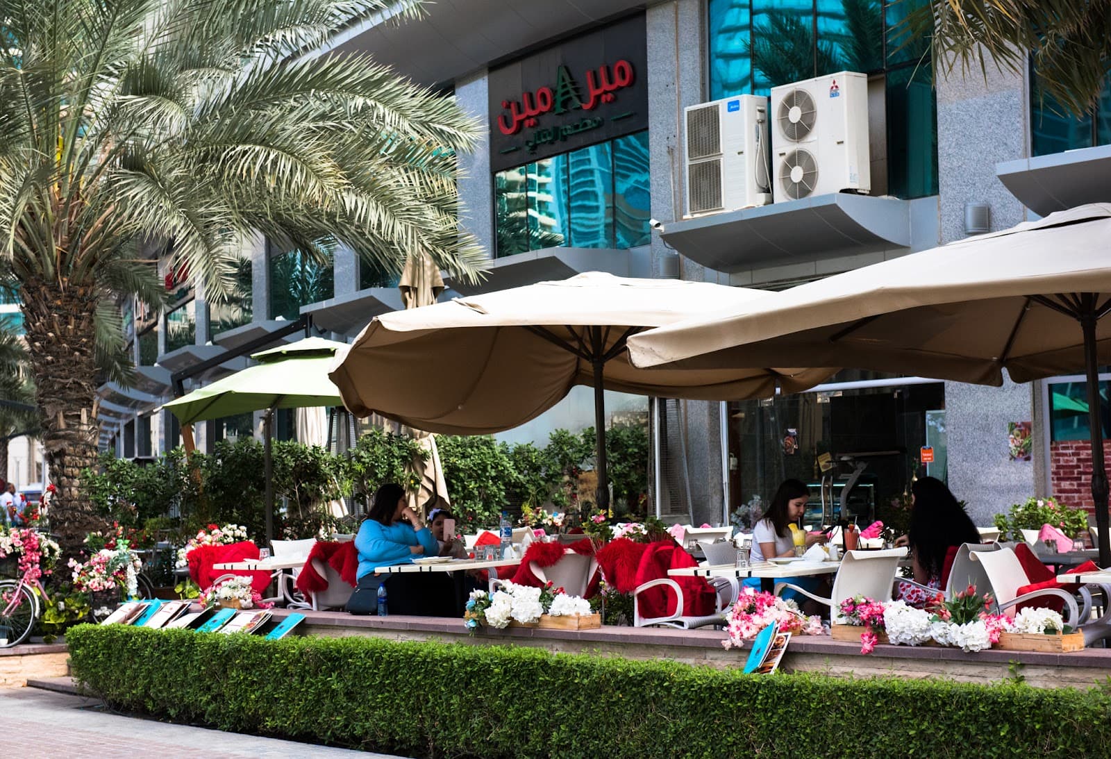 Marinascape Mall - Image 1