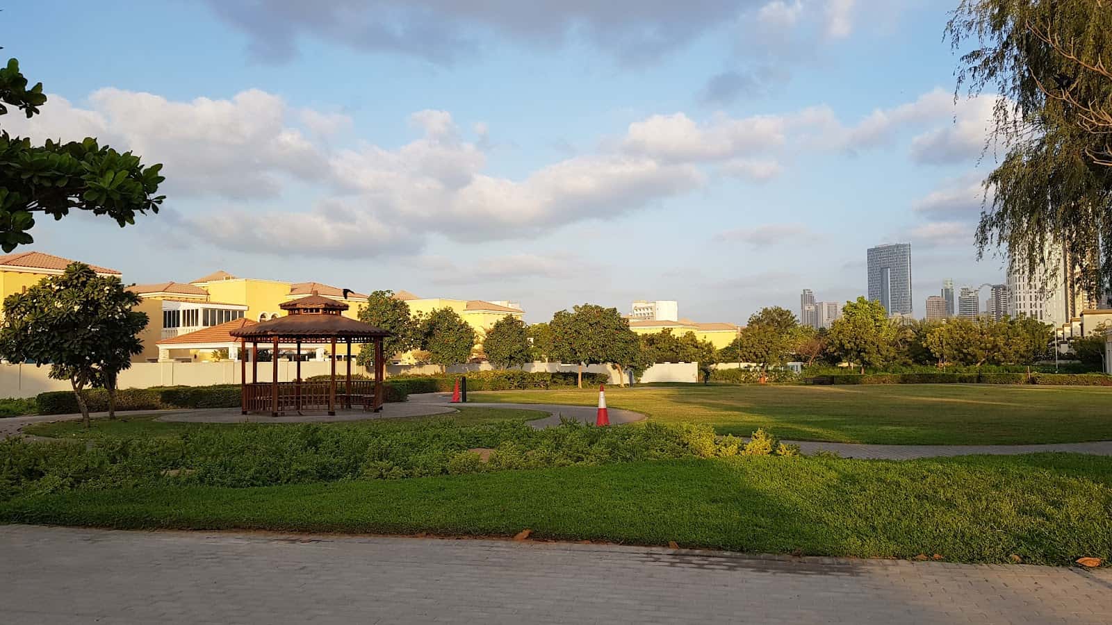 District 1, Jumeirah park community park