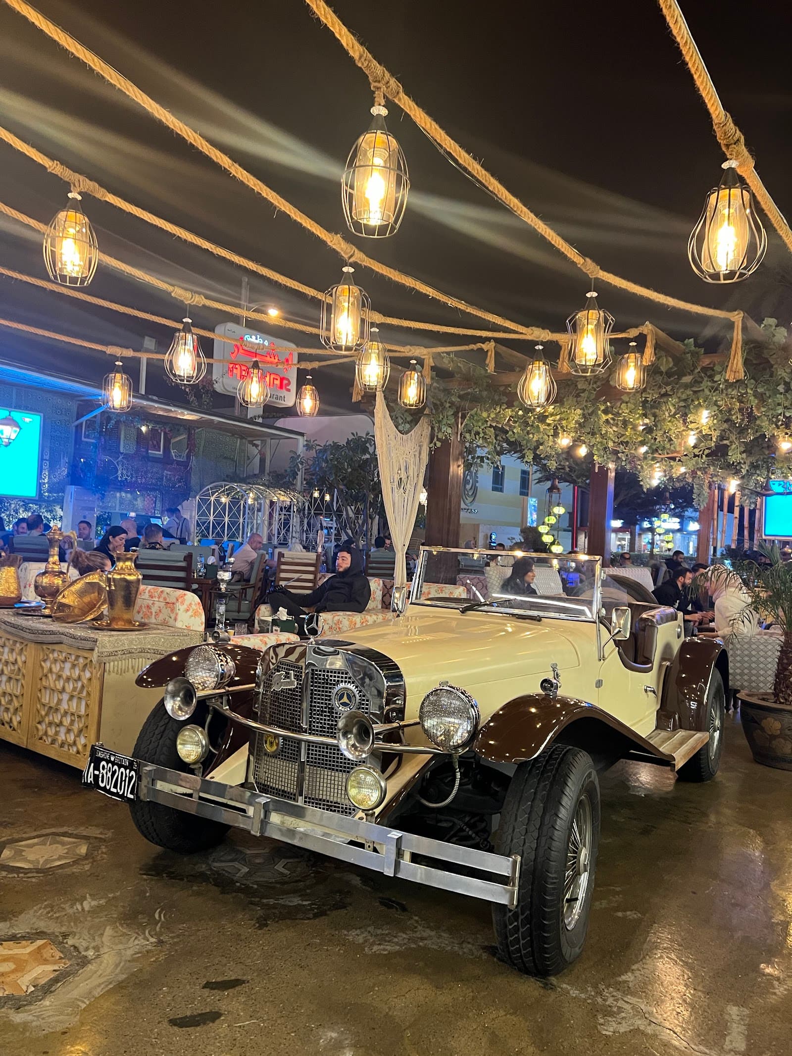 Cafe Haroun Dubai - Image 1