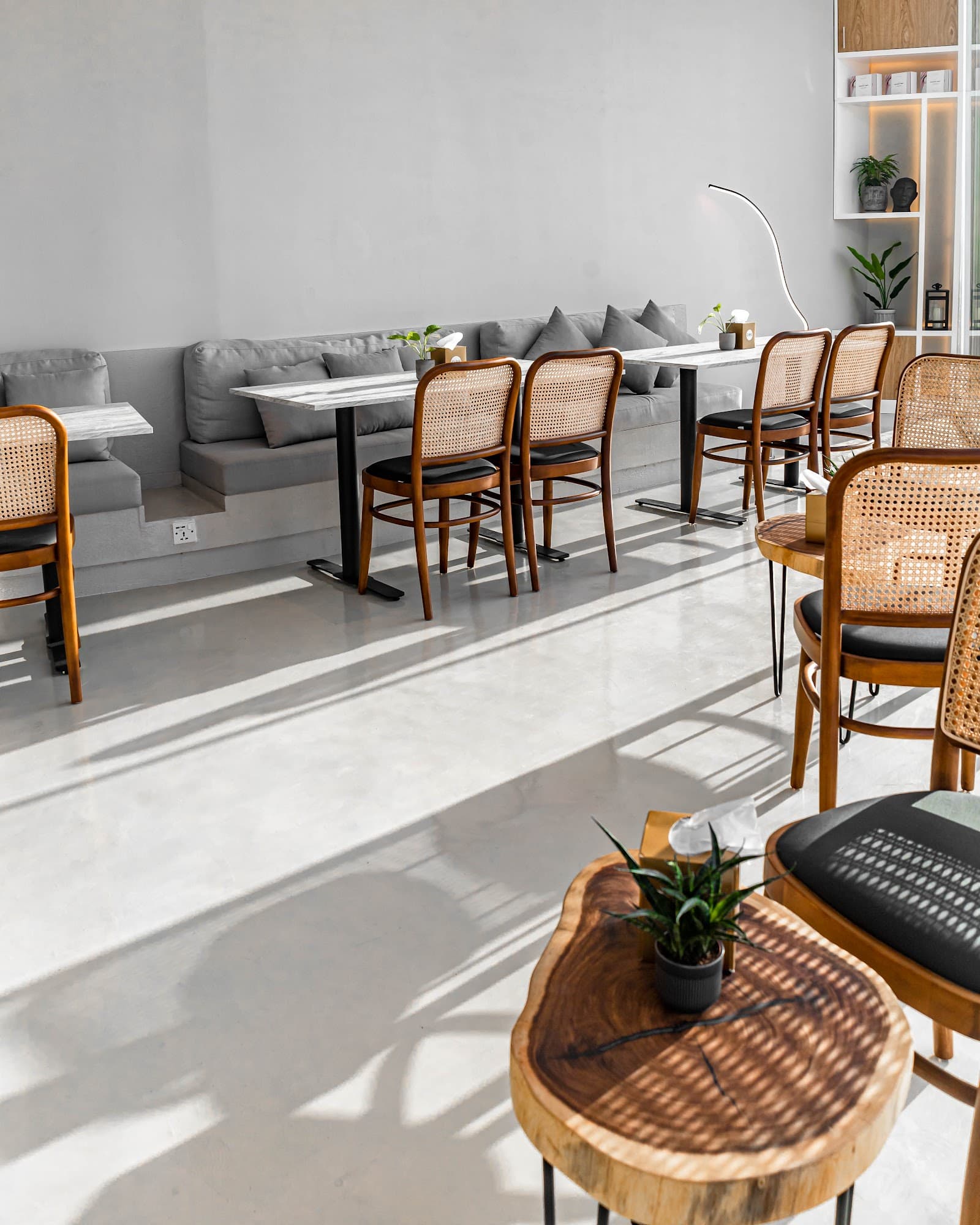 CAPHE Specialty Coffee - Image 1