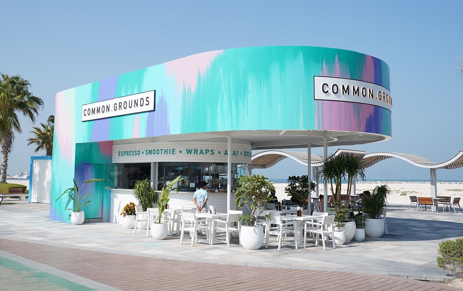 Common Grounds - Kite Beach - Image 1