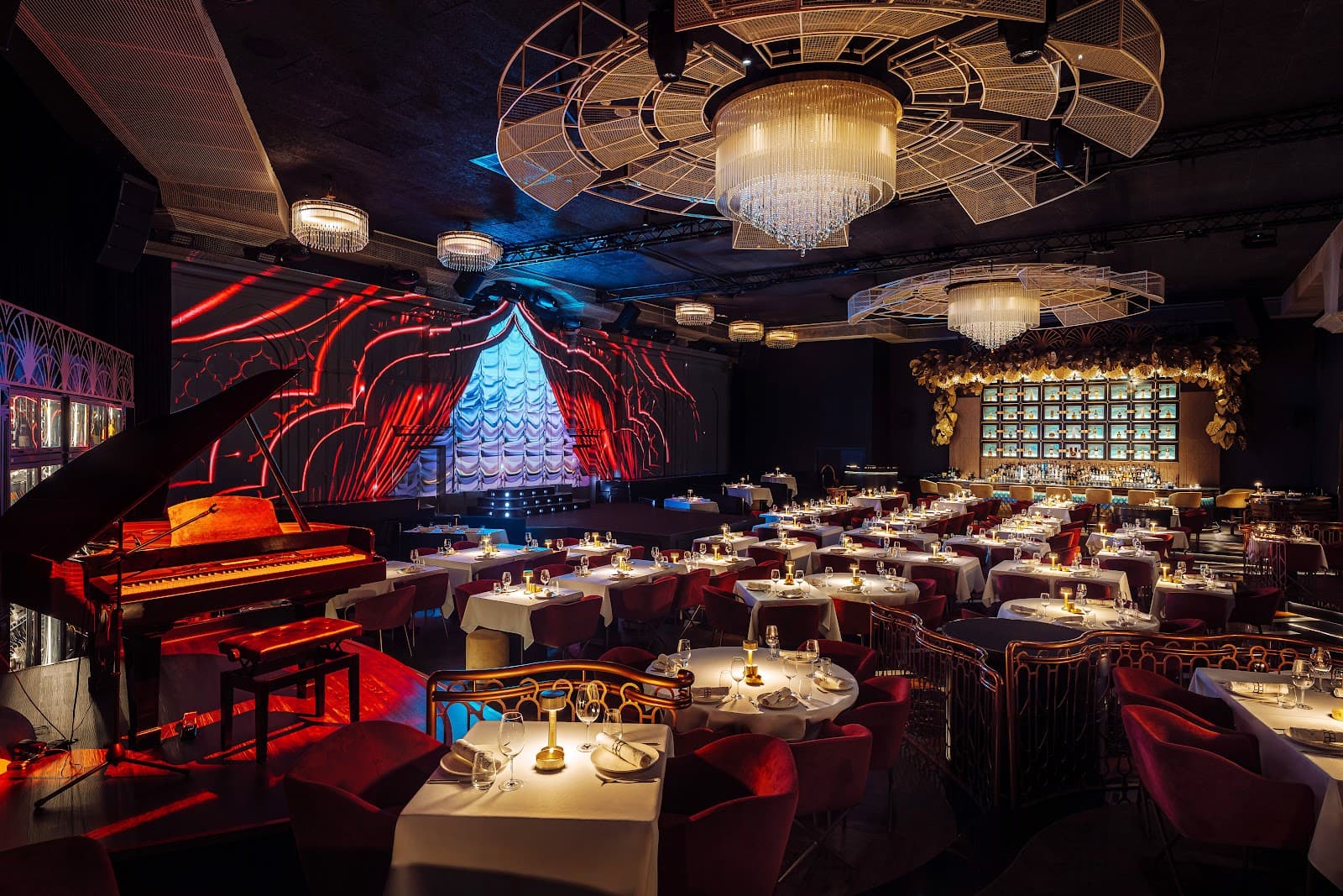 DREAM Dinner Show Dubai - Image 1