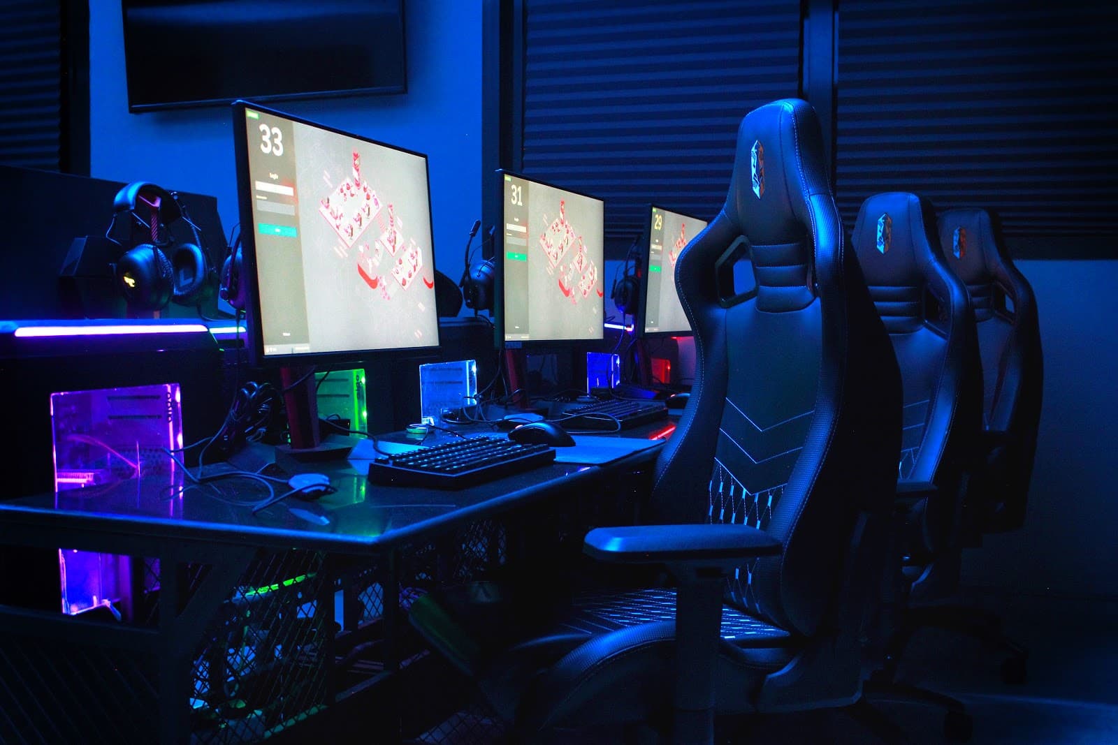 DZZRT eSports Gaming Club - Image 1