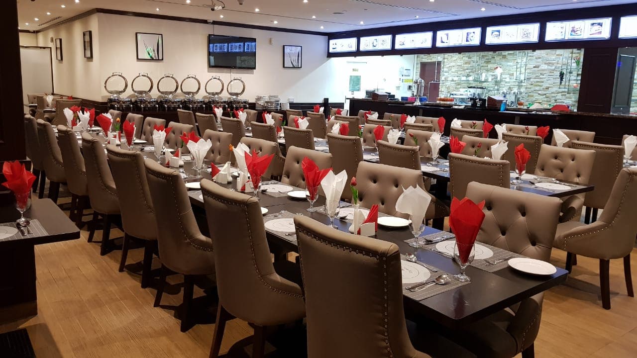 EatNStay Restaurant - Image 1